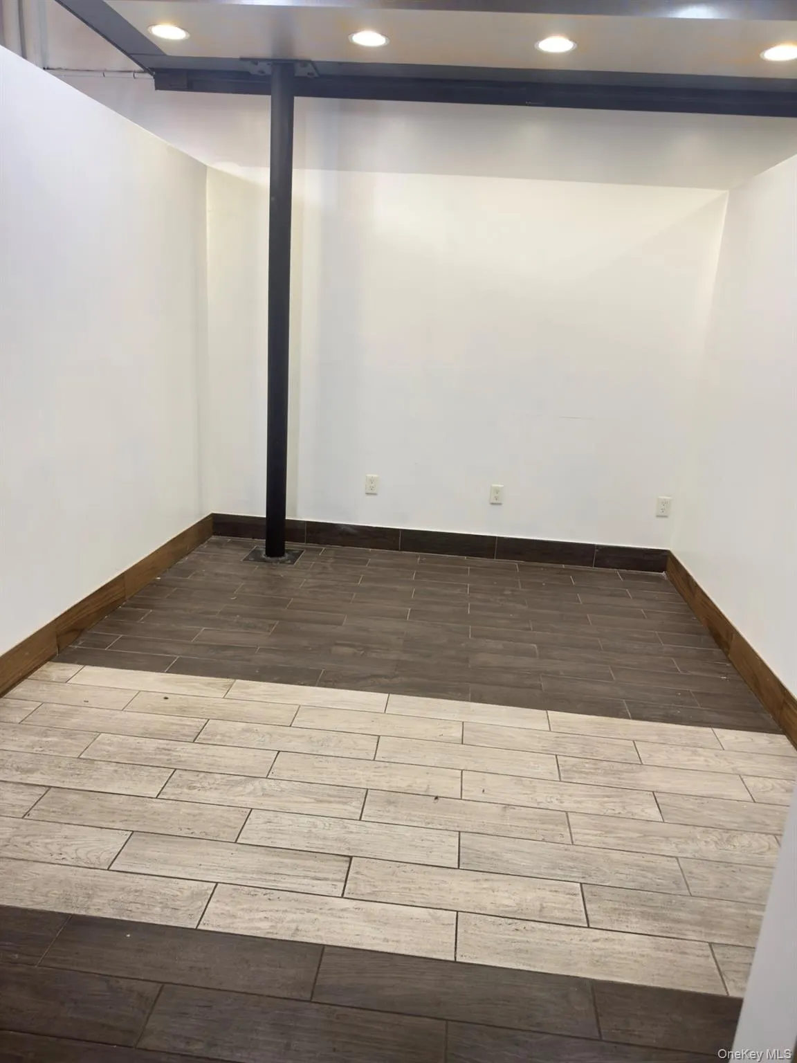 45-19 162 St, New York, NY, ,Commercial Lease,For Rent,162 St,0,1020816 45-19 162 St, New York, NY, ,Commercial Lease,For Rent,162 St,0,1020816