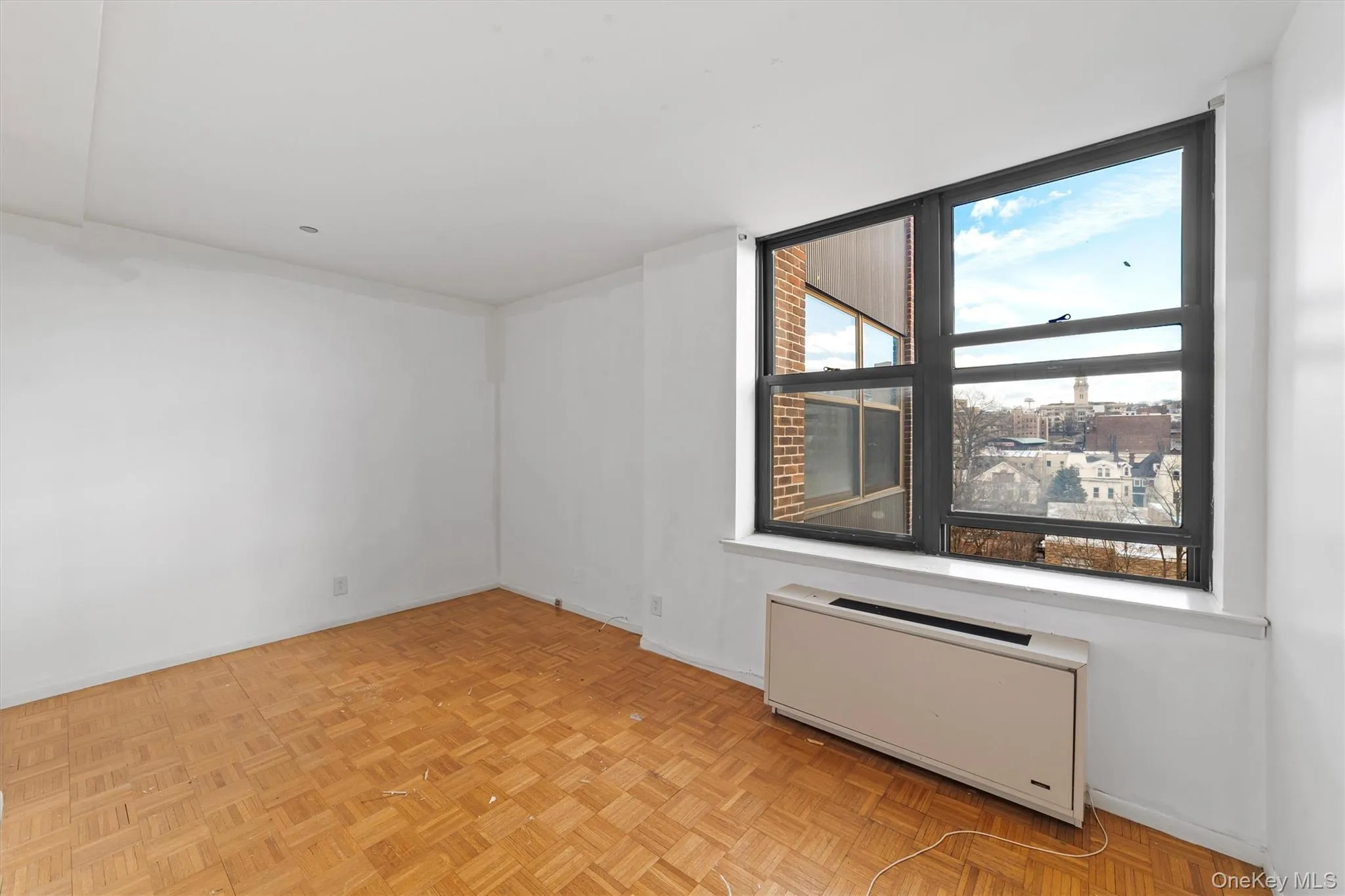 Second bedroom. Second bedroom.