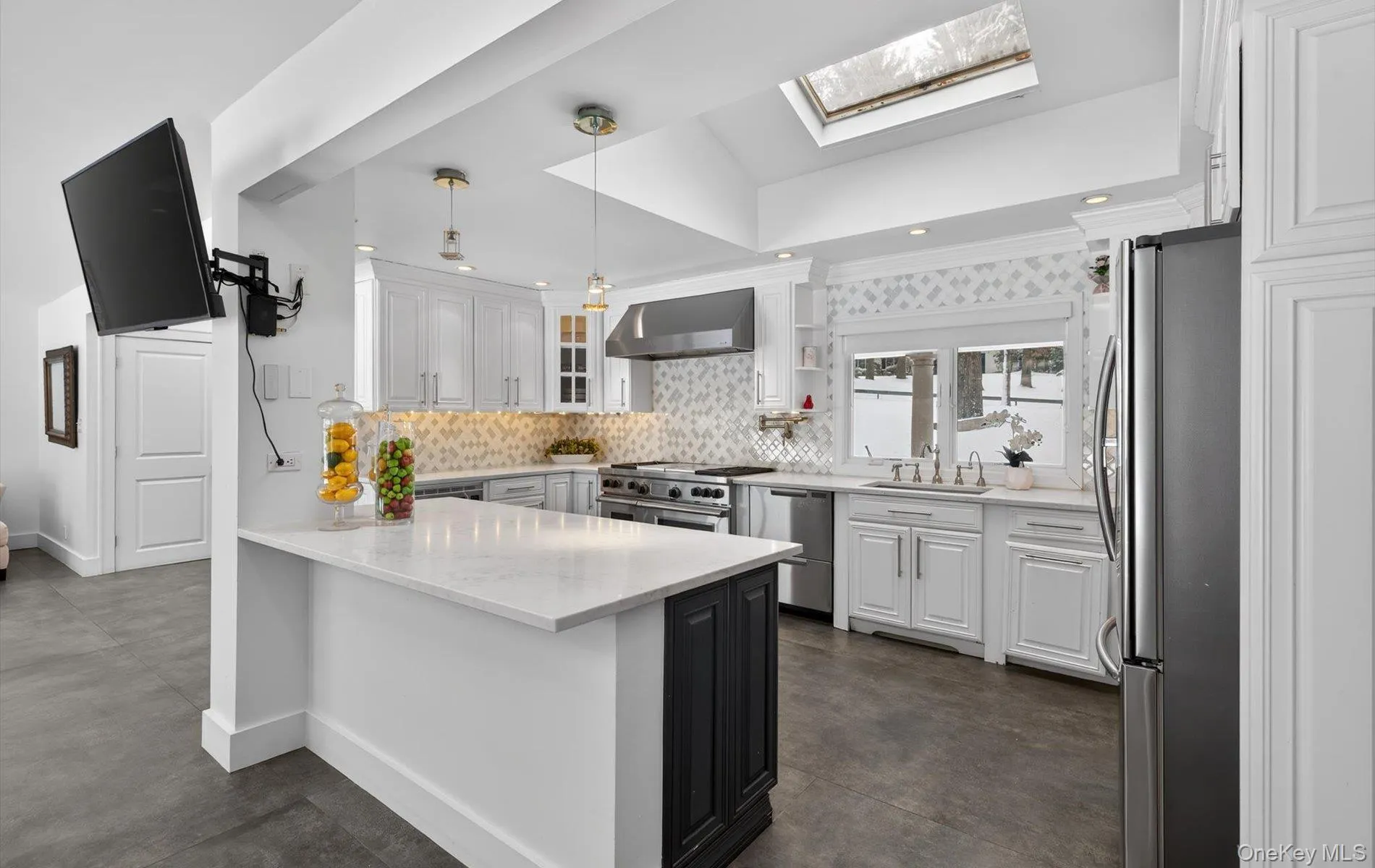 11 Juneau Boulevard, Oyster Bay, NY, 4 Bedrooms Bedrooms, 10 Rooms Rooms,3 BathroomsBathrooms,Residential Lease,For Rent,Juneau,0,1020819 11 Juneau Boulevard, Oyster Bay, NY, 4 Bedrooms Bedrooms, 10 Rooms Rooms,3 BathroomsBathrooms,Residential Lease,For Rent,Juneau,0,1020819