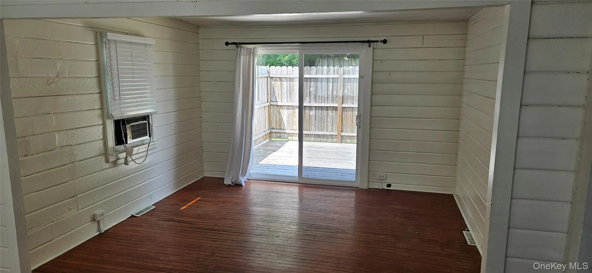 11 Chestnut Street, Newburgh (city), NY, 2 Bedrooms Bedrooms, 5 Rooms Rooms,1 BathroomBathrooms,Residential,For Rent,Chestnut,0,1020821 11 Chestnut Street, Newburgh (city), NY, 2 Bedrooms Bedrooms, 5 Rooms Rooms,1 BathroomBathrooms,Residential,For Rent,Chestnut,0,1020821