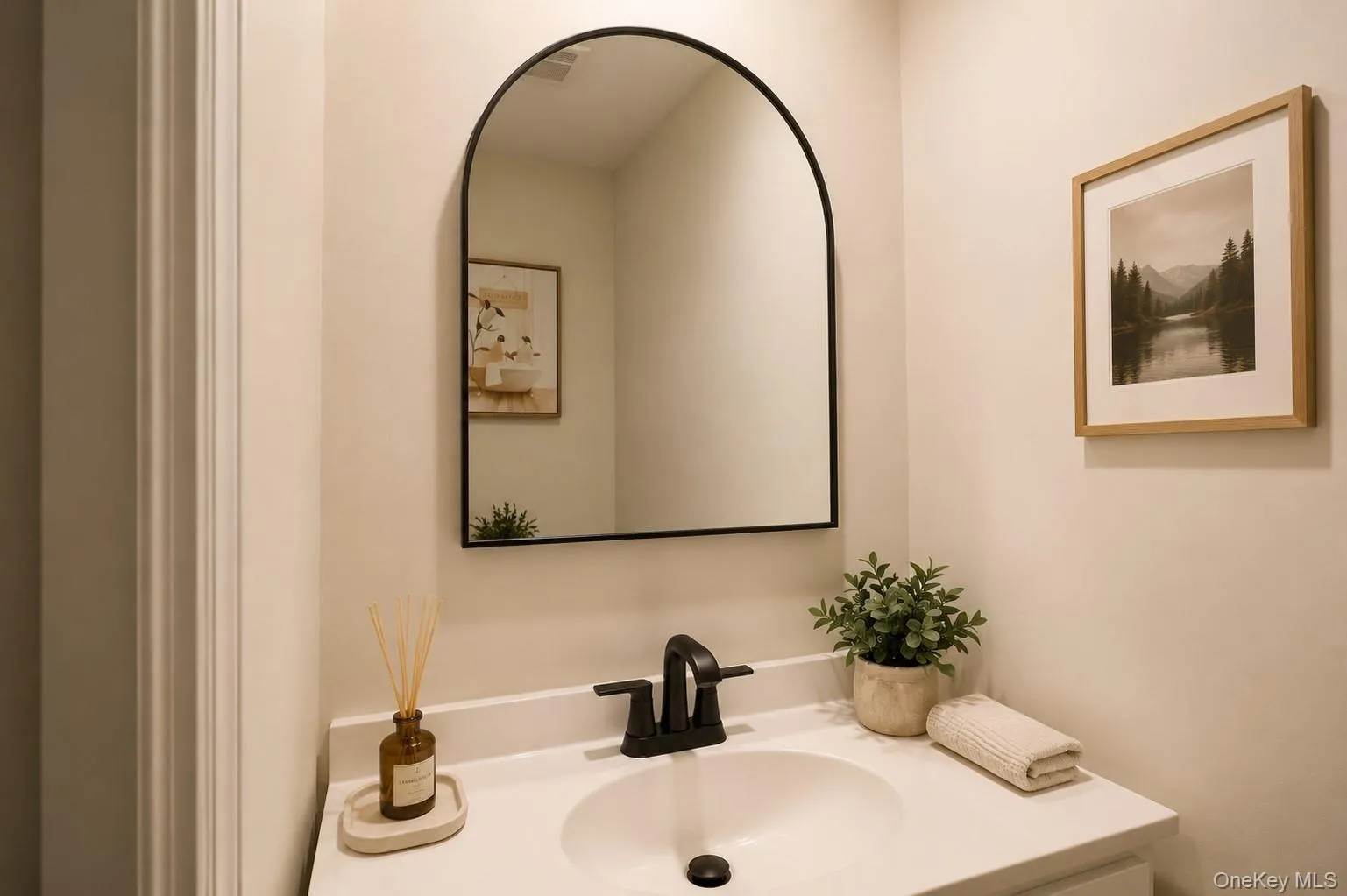 31 Marwood Place, Brookhaven, NY, 3 Bedrooms Bedrooms, 10 Rooms Rooms,2 BathroomsBathrooms,Residential,For Rent,Marwood,0,1020828 31 Marwood Place, Brookhaven, NY, 3 Bedrooms Bedrooms, 10 Rooms Rooms,2 BathroomsBathrooms,Residential,For Rent,Marwood,0,1020828