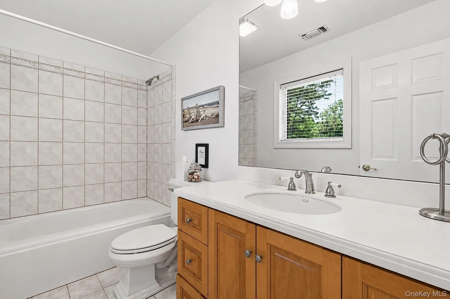 17 Oceanview Drive, Southampton, NY, 4 Bedrooms Bedrooms, 11 Rooms Rooms,4 BathroomsBathrooms,Residential Lease,For Rent,Oceanview,0,1020833 17 Oceanview Drive, Southampton, NY, 4 Bedrooms Bedrooms, 11 Rooms Rooms,4 BathroomsBathrooms,Residential Lease,For Rent,Oceanview,0,1020833