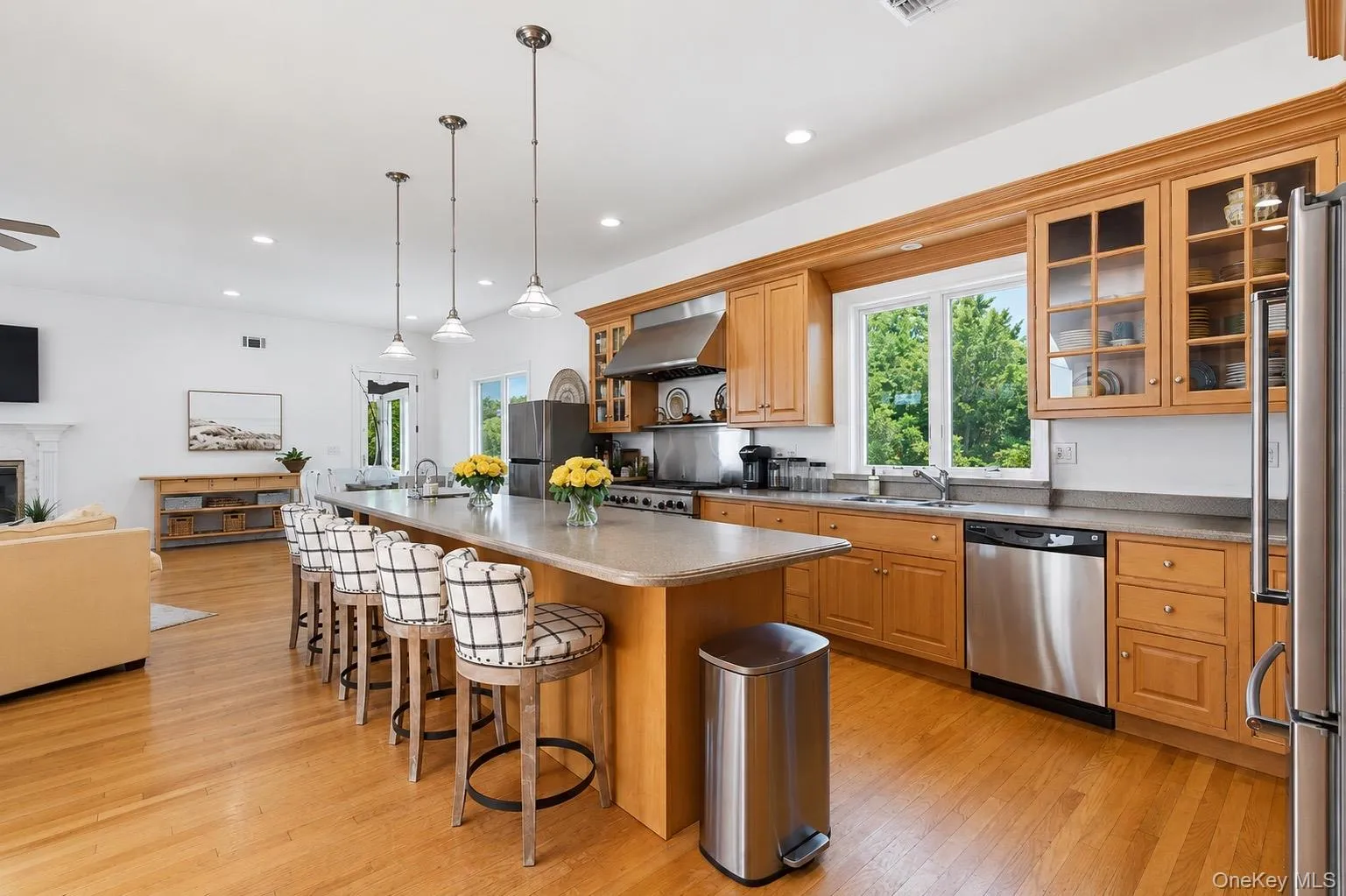17 Oceanview Drive, Southampton, NY, 4 Bedrooms Bedrooms, 11 Rooms Rooms,4 BathroomsBathrooms,Residential Lease,For Rent,Oceanview,0,1020833 17 Oceanview Drive, Southampton, NY, 4 Bedrooms Bedrooms, 11 Rooms Rooms,4 BathroomsBathrooms,Residential Lease,For Rent,Oceanview,0,1020833