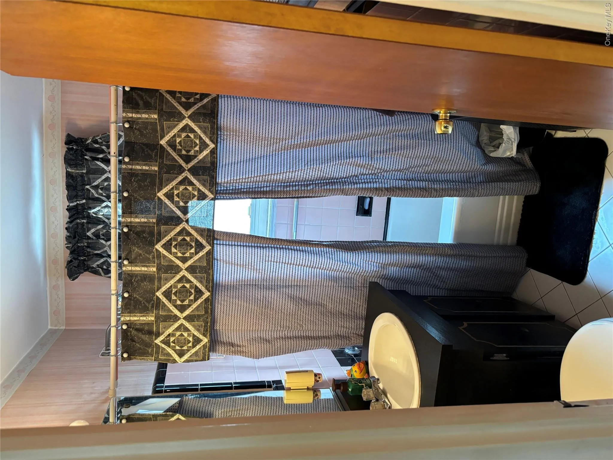 655 2nd Place, Hempstead, NY, 4 Bedrooms Bedrooms, 7 Rooms Rooms,2 BathroomsBathrooms,Residential,For Rent,2nd,0,1020836 655 2nd Place, Hempstead, NY, 4 Bedrooms Bedrooms, 7 Rooms Rooms,2 BathroomsBathrooms,Residential,For Rent,2nd,0,1020836