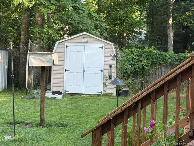 1538 Speonk Riverhead Road, Southampton, NY, 2 Bedrooms Bedrooms, 5 Rooms Rooms,1 BathroomBathrooms,Residential,For Rent,Speonk Riverhead,0,1020838 1538 Speonk Riverhead Road, Southampton, NY, 2 Bedrooms Bedrooms, 5 Rooms Rooms,1 BathroomBathrooms,Residential,For Rent,Speonk Riverhead,0,1020838