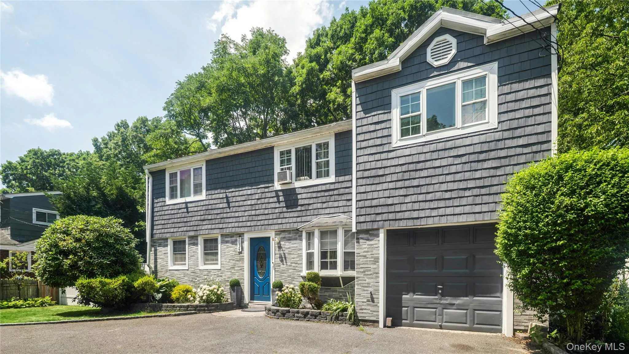 1634 Gardiner Drive, Islip, NY, 5 Bedrooms Bedrooms, 8 Rooms Rooms,2 BathroomsBathrooms,Residential,For Rent,Gardiner,0,1020844 1634 Gardiner Drive, Islip, NY, 5 Bedrooms Bedrooms, 8 Rooms Rooms,2 BathroomsBathrooms,Residential,For Rent,Gardiner,0,1020844
