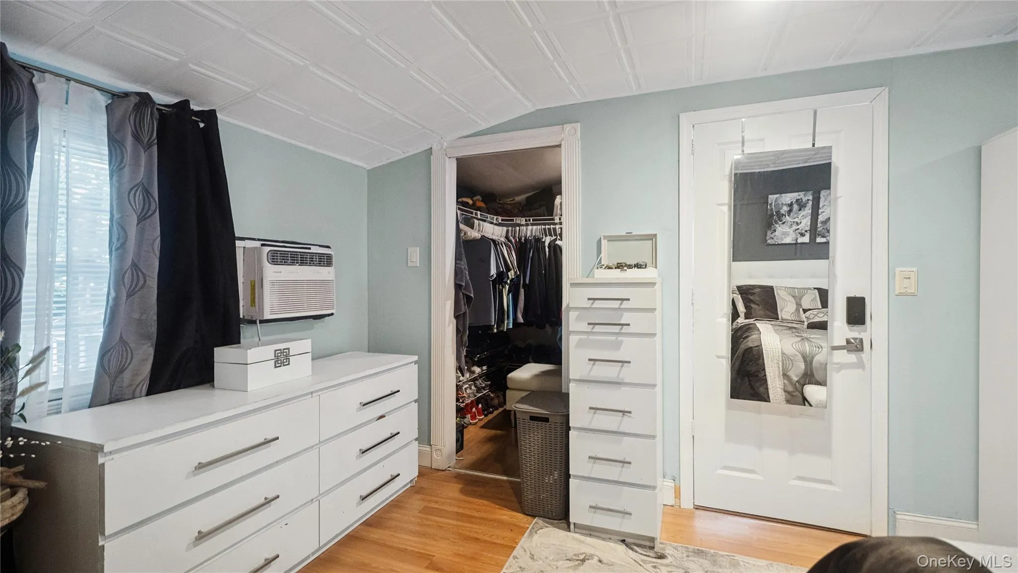 1634 Gardiner Drive, Islip, NY, 5 Bedrooms Bedrooms, 8 Rooms Rooms,2 BathroomsBathrooms,Residential,For Rent,Gardiner,0,1020844 1634 Gardiner Drive, Islip, NY, 5 Bedrooms Bedrooms, 8 Rooms Rooms,2 BathroomsBathrooms,Residential,For Rent,Gardiner,0,1020844