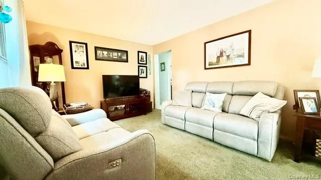 26 Robinwood Street, Brookhaven, NY, 3 Bedrooms Bedrooms, 6 Rooms Rooms,2 BathroomsBathrooms,Residential,For Rent,Robinwood,0,1020846 26 Robinwood Street, Brookhaven, NY, 3 Bedrooms Bedrooms, 6 Rooms Rooms,2 BathroomsBathrooms,Residential,For Rent,Robinwood,0,1020846
