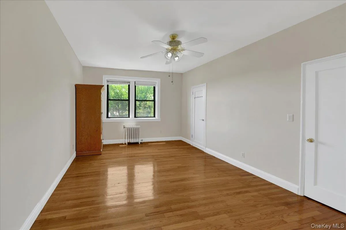 4784 Boston Post Road, Pelham, NY, 2 Bedrooms Bedrooms, 4 Rooms Rooms,1 BathroomBathrooms,Residential,For Rent,Boston Post,0,1020848 4784 Boston Post Road, Pelham, NY, 2 Bedrooms Bedrooms, 4 Rooms Rooms,1 BathroomBathrooms,Residential,For Rent,Boston Post,0,1020848