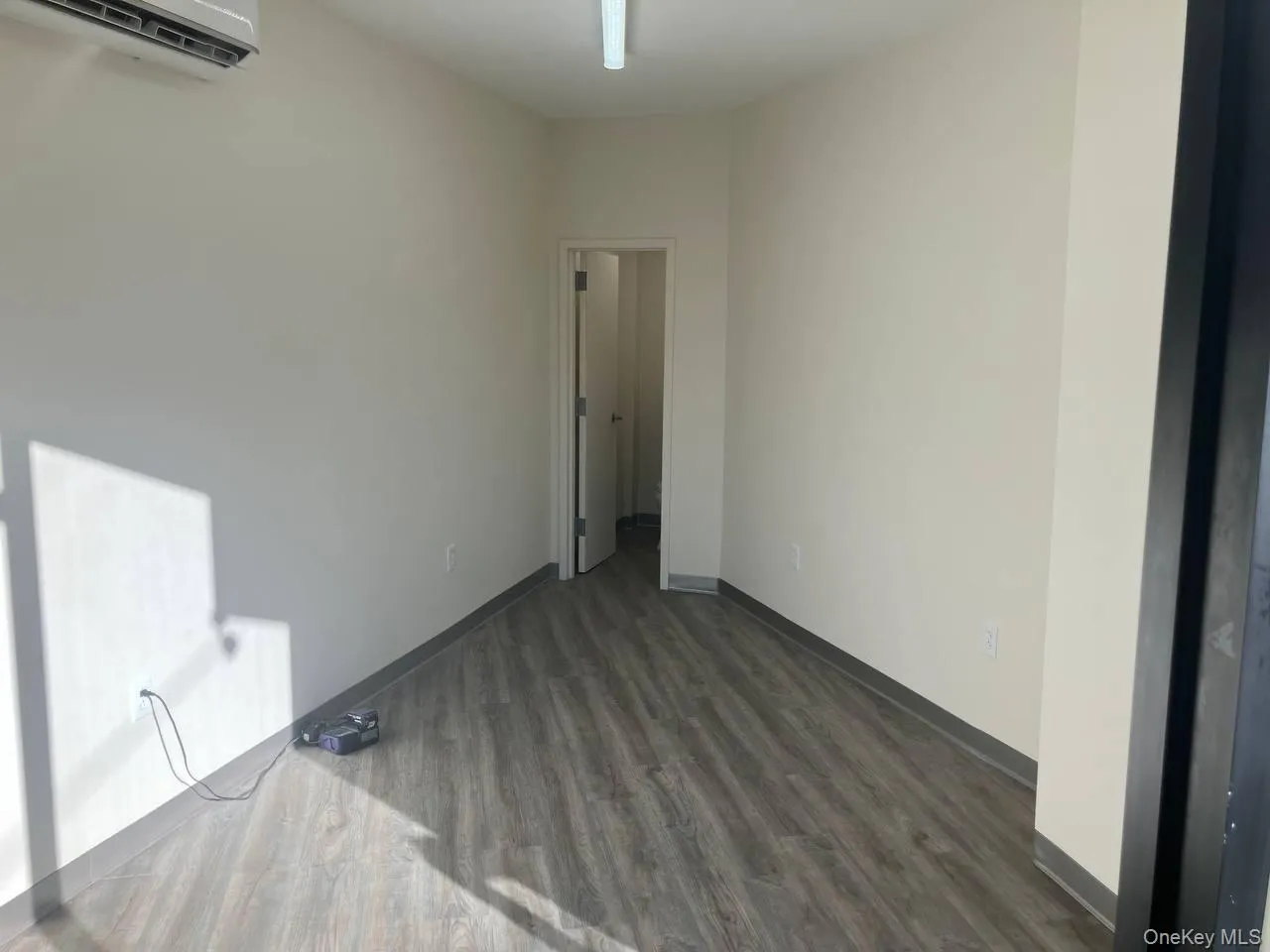 39-30B 61 Street, New York, NY, ,Commercial Lease,For Rent,61,0,1020854 39-30B 61 Street, New York, NY, ,Commercial Lease,For Rent,61,0,1020854
