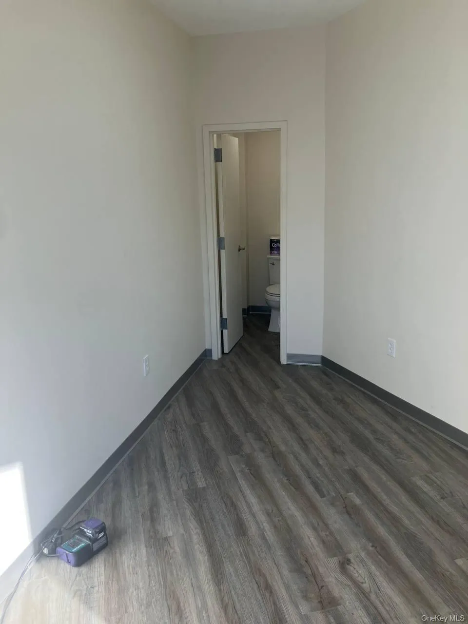 39-30B 61 Street, New York, NY, ,Commercial Lease,For Rent,61,0,1020854 39-30B 61 Street, New York, NY, ,Commercial Lease,For Rent,61,0,1020854