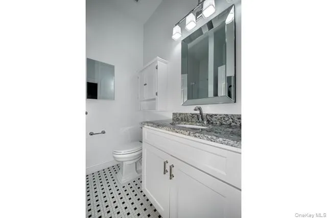2 Union Place, Huntington, NY, 2 Bedrooms Bedrooms, 5 Rooms Rooms,2 BathroomsBathrooms,Residential Lease,For Rent,Union,0,1020856 2 Union Place, Huntington, NY, 2 Bedrooms Bedrooms, 5 Rooms Rooms,2 BathroomsBathrooms,Residential Lease,For Rent,Union,0,1020856