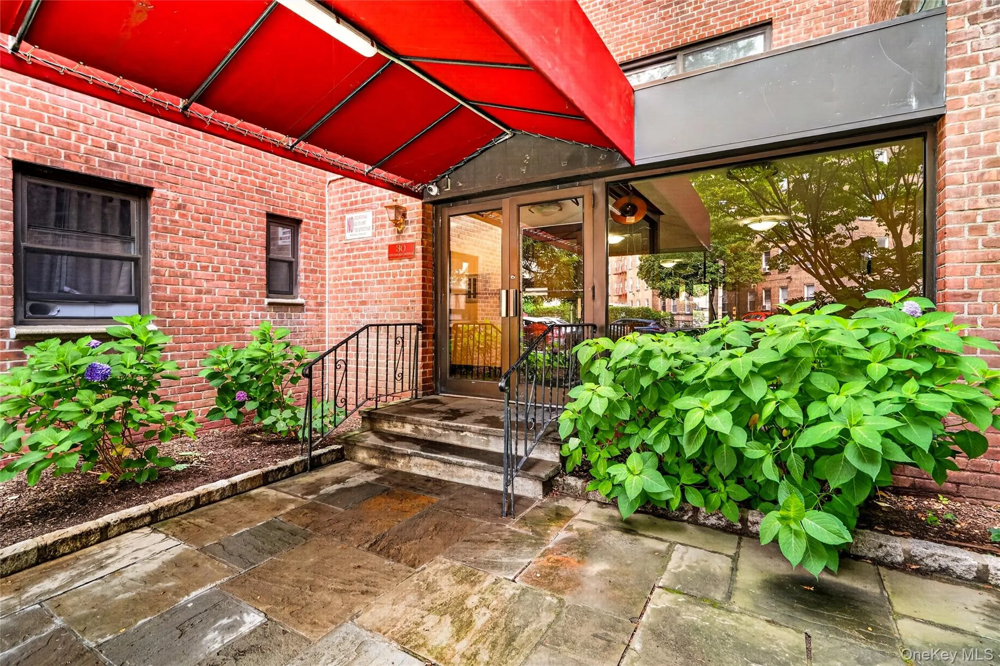 30 Fleetwood Avenue, Mount Vernon, NY, 3 Bedrooms Bedrooms, 7 Rooms Rooms,2 BathroomsBathrooms,Residential,For Rent,Fleetwood,0,1020857 30 Fleetwood Avenue, Mount Vernon, NY, 3 Bedrooms Bedrooms, 7 Rooms Rooms,2 BathroomsBathrooms,Residential,For Rent,Fleetwood,0,1020857