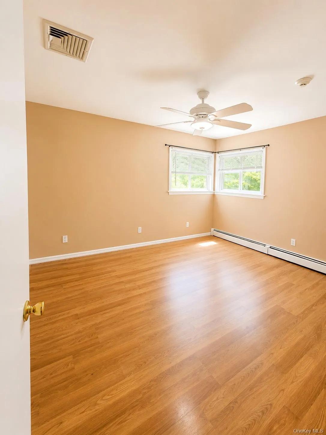 54 Capt Shankey Drive, Haverstraw, NY, 4 Bedrooms Bedrooms, 8 Rooms Rooms,2 BathroomsBathrooms,Residential,For Rent,Capt Shankey,0,1020858 54 Capt Shankey Drive, Haverstraw, NY, 4 Bedrooms Bedrooms, 8 Rooms Rooms,2 BathroomsBathrooms,Residential,For Rent,Capt Shankey,0,1020858