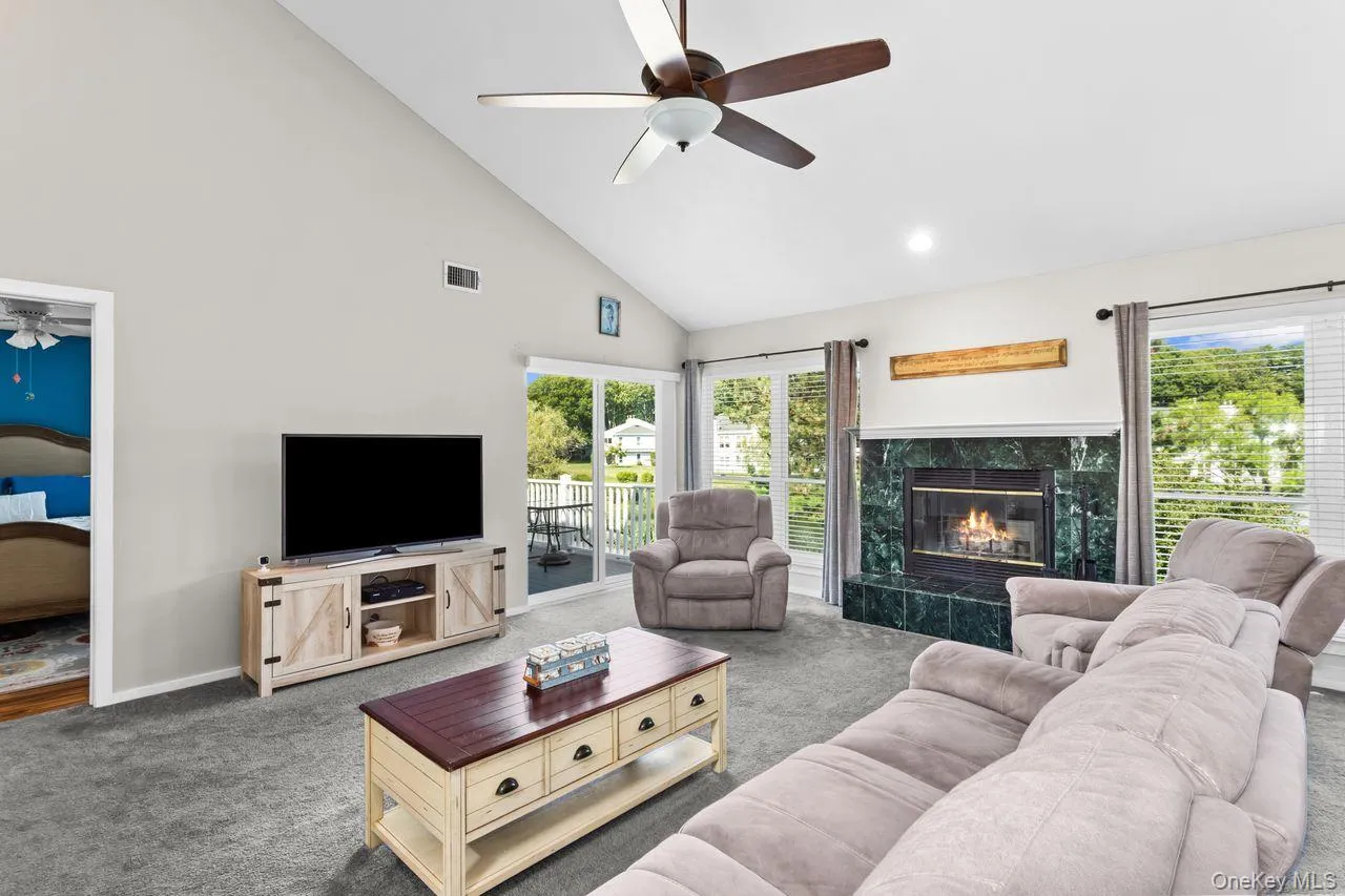 17 Lakeview Drive, Brookhaven, NY, 2 Bedrooms Bedrooms, 6 Rooms Rooms,2 BathroomsBathrooms,Residential,For Rent,Lakeview,0,1020864 17 Lakeview Drive, Brookhaven, NY, 2 Bedrooms Bedrooms, 6 Rooms Rooms,2 BathroomsBathrooms,Residential,For Rent,Lakeview,0,1020864
