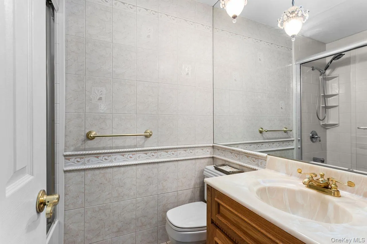 17 Lakeview Drive, Brookhaven, NY, 2 Bedrooms Bedrooms, 6 Rooms Rooms,2 BathroomsBathrooms,Residential,For Rent,Lakeview,0,1020864 17 Lakeview Drive, Brookhaven, NY, 2 Bedrooms Bedrooms, 6 Rooms Rooms,2 BathroomsBathrooms,Residential,For Rent,Lakeview,0,1020864