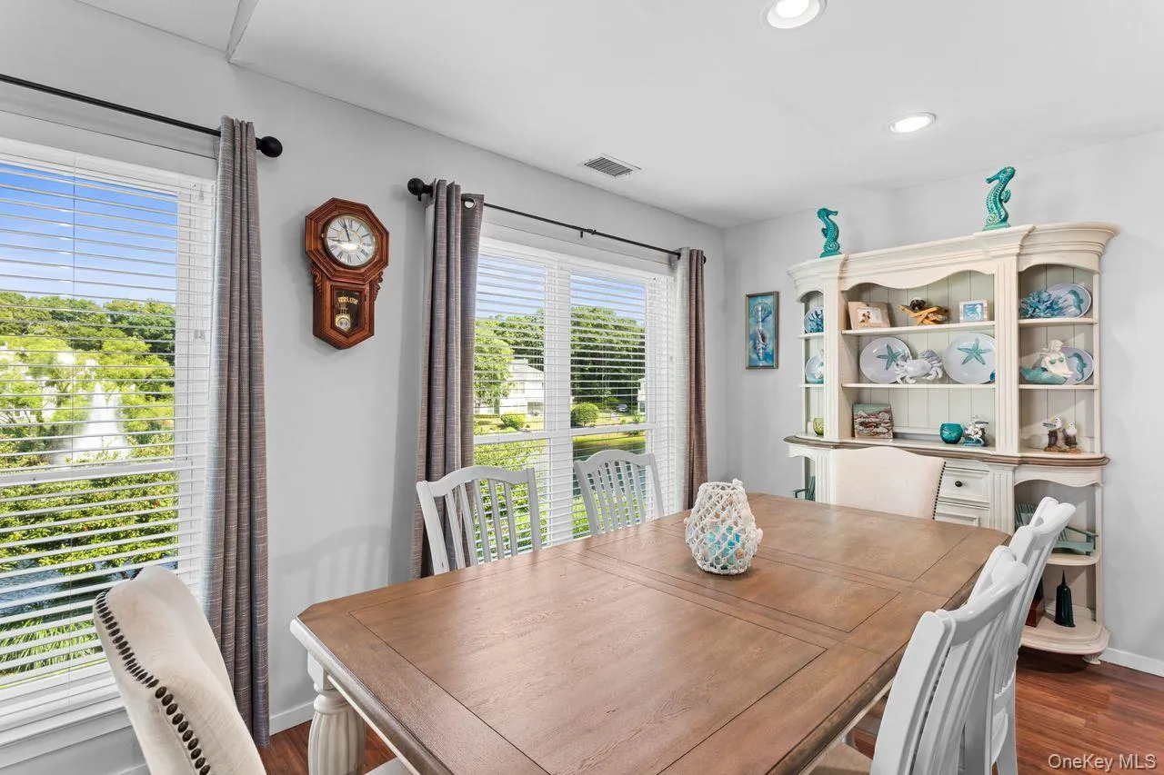 17 Lakeview Drive, Brookhaven, NY, 2 Bedrooms Bedrooms, 6 Rooms Rooms,2 BathroomsBathrooms,Residential,For Rent,Lakeview,0,1020864 17 Lakeview Drive, Brookhaven, NY, 2 Bedrooms Bedrooms, 6 Rooms Rooms,2 BathroomsBathrooms,Residential,For Rent,Lakeview,0,1020864
