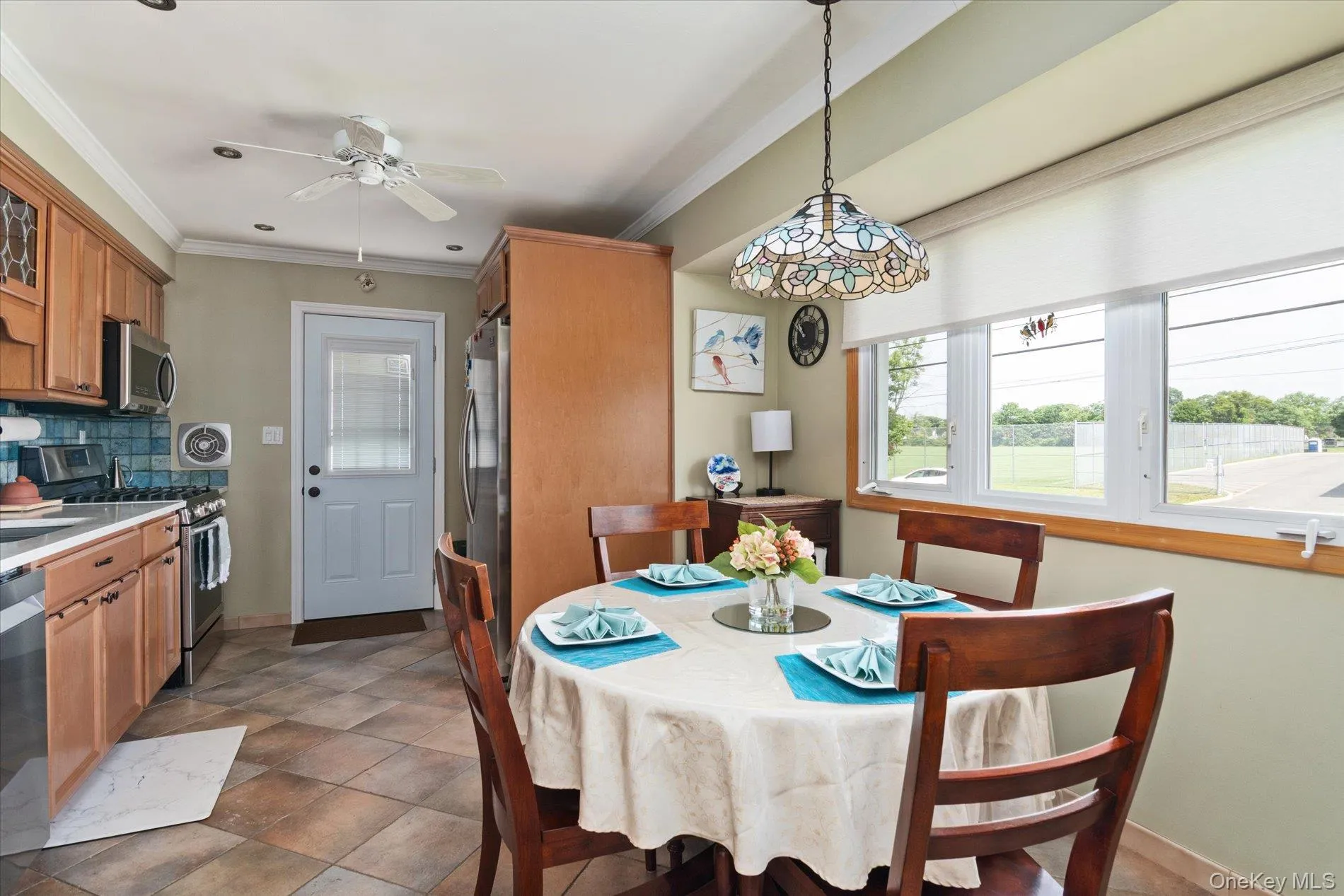 34 1st Avenue, Oyster Bay, NY, 3 Bedrooms Bedrooms, 6 Rooms Rooms,2 BathroomsBathrooms,Residential,For Rent,1st,0,1020868 34 1st Avenue, Oyster Bay, NY, 3 Bedrooms Bedrooms, 6 Rooms Rooms,2 BathroomsBathrooms,Residential,For Rent,1st,0,1020868