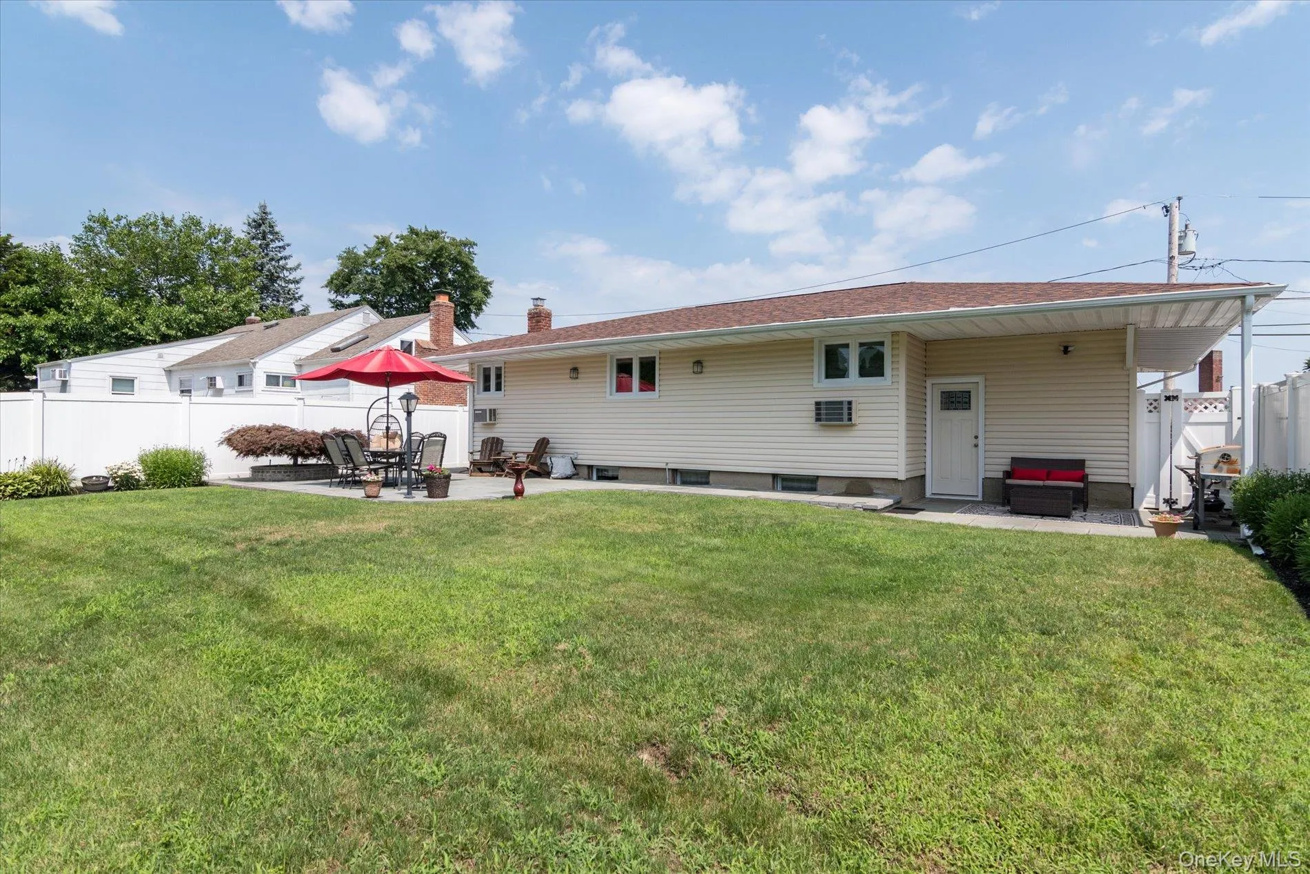 34 1st Avenue, Oyster Bay, NY, 3 Bedrooms Bedrooms, 6 Rooms Rooms,2 BathroomsBathrooms,Residential,For Rent,1st,0,1020868 34 1st Avenue, Oyster Bay, NY, 3 Bedrooms Bedrooms, 6 Rooms Rooms,2 BathroomsBathrooms,Residential,For Rent,1st,0,1020868