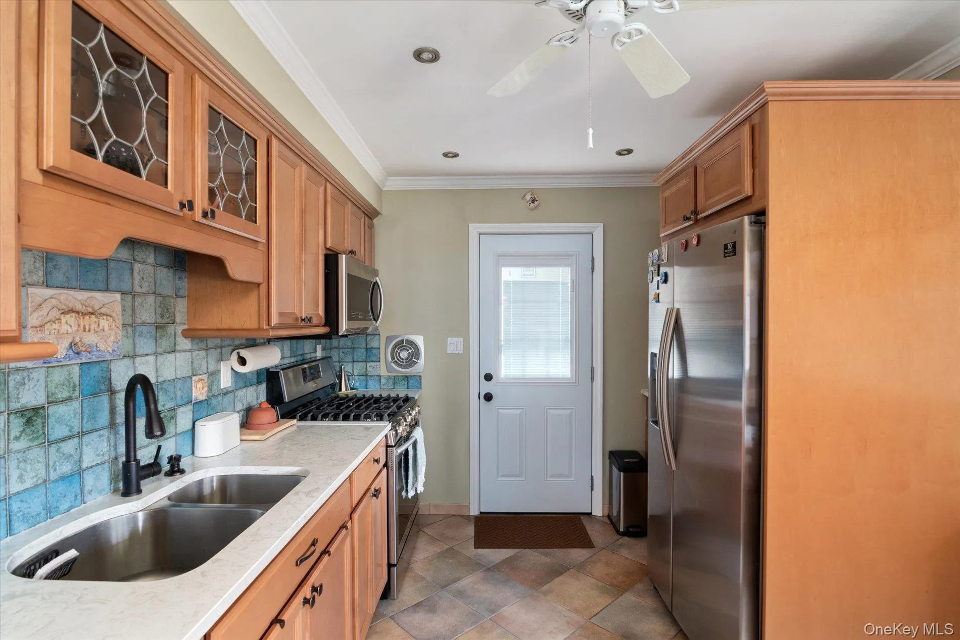 34 1st Avenue, Oyster Bay, NY, 3 Bedrooms Bedrooms, 6 Rooms Rooms,2 BathroomsBathrooms,Residential,For Rent,1st,0,1020868 34 1st Avenue, Oyster Bay, NY, 3 Bedrooms Bedrooms, 6 Rooms Rooms,2 BathroomsBathrooms,Residential,For Rent,1st,0,1020868