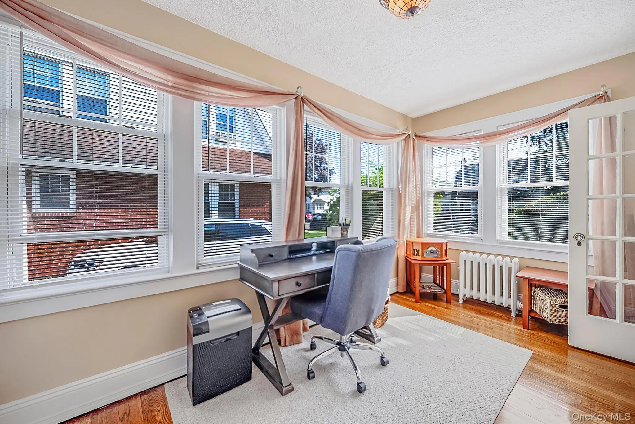 27 Hilbert Street, Hempstead, NY, 3 Bedrooms Bedrooms, 9 Rooms Rooms,1 BathroomBathrooms,Residential,For Rent,Hilbert,0,1020873 27 Hilbert Street, Hempstead, NY, 3 Bedrooms Bedrooms, 9 Rooms Rooms,1 BathroomBathrooms,Residential,For Rent,Hilbert,0,1020873
