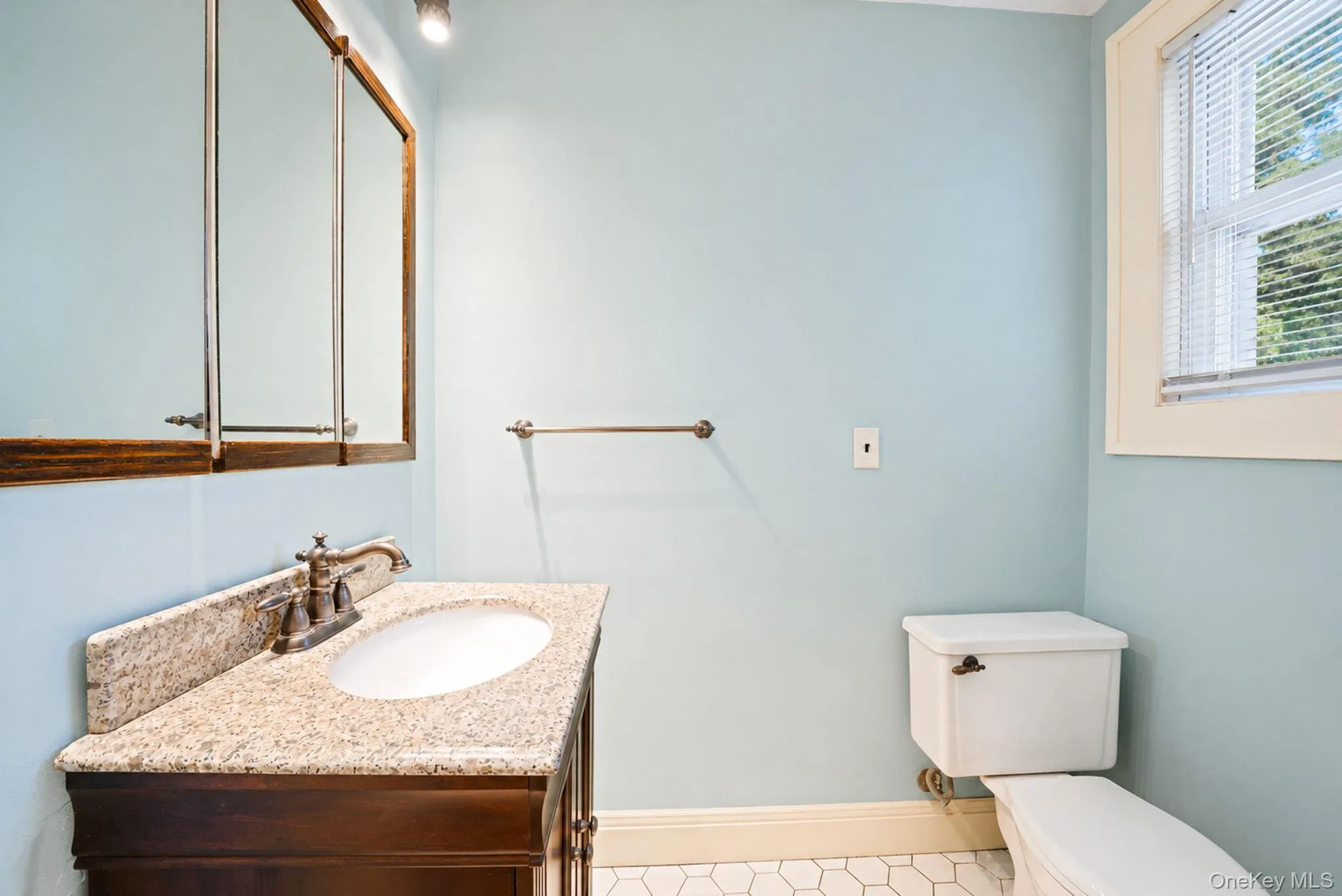 27 Hilbert Street, Hempstead, NY, 3 Bedrooms Bedrooms, 9 Rooms Rooms,1 BathroomBathrooms,Residential,For Rent,Hilbert,0,1020873 27 Hilbert Street, Hempstead, NY, 3 Bedrooms Bedrooms, 9 Rooms Rooms,1 BathroomBathrooms,Residential,For Rent,Hilbert,0,1020873