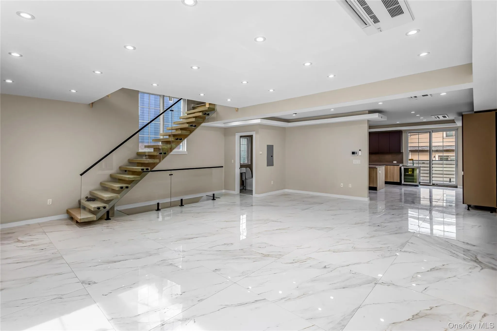 80-27 213th Street, New York, NY, 5 Bedrooms Bedrooms, 10 Rooms Rooms,4 BathroomsBathrooms,Residential,For Rent,213th,0,1020874 80-27 213th Street, New York, NY, 5 Bedrooms Bedrooms, 10 Rooms Rooms,4 BathroomsBathrooms,Residential,For Rent,213th,0,1020874