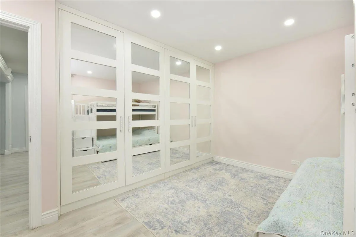 2680 19th Street, New York, NY, 2 Bedrooms Bedrooms, 4 Rooms Rooms,1 BathroomBathrooms,Residential,For Rent,19th,0,1020883 2680 19th Street, New York, NY, 2 Bedrooms Bedrooms, 4 Rooms Rooms,1 BathroomBathrooms,Residential,For Rent,19th,0,1020883
