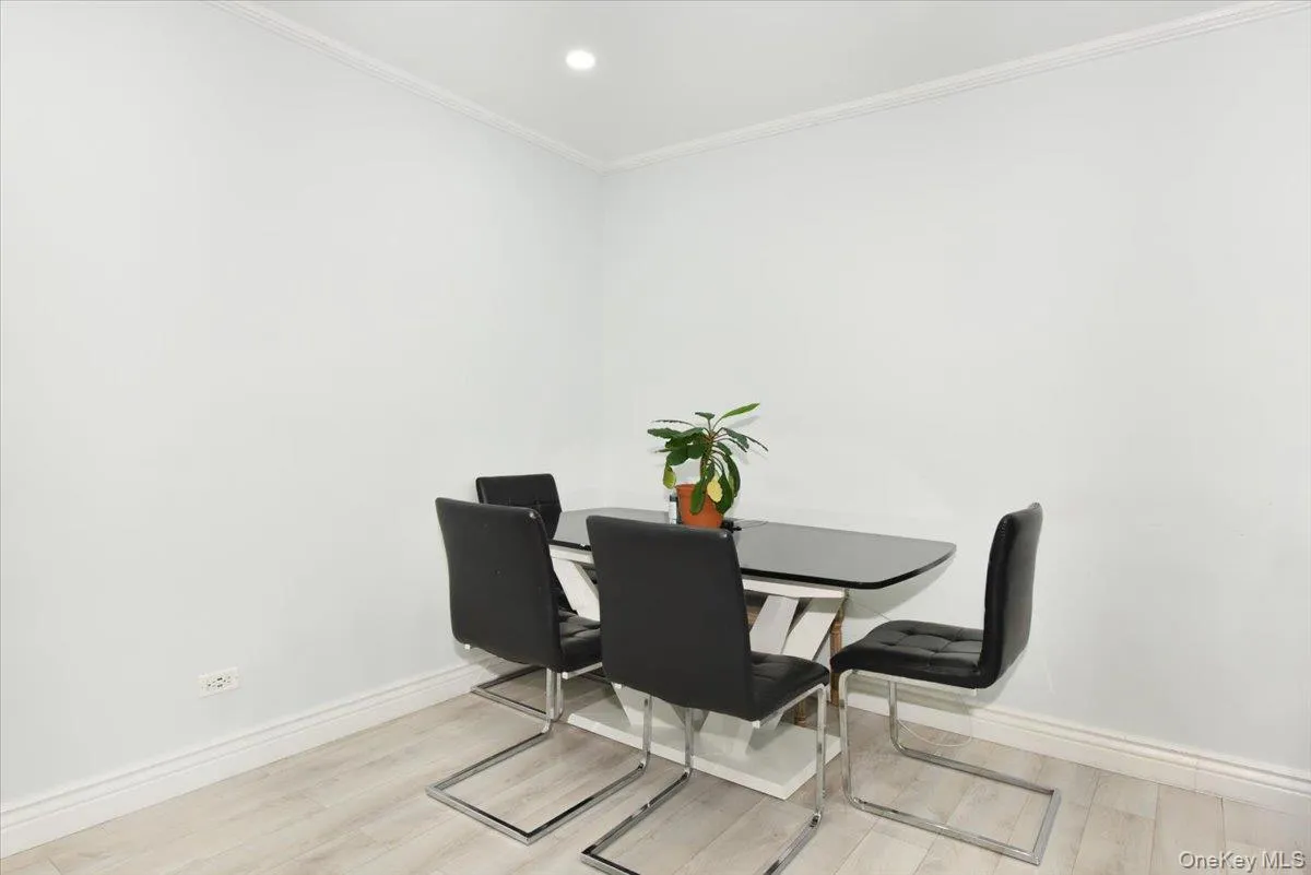 2680 19th Street, New York, NY, 2 Bedrooms Bedrooms, 4 Rooms Rooms,1 BathroomBathrooms,Residential,For Rent,19th,0,1020883 2680 19th Street, New York, NY, 2 Bedrooms Bedrooms, 4 Rooms Rooms,1 BathroomBathrooms,Residential,For Rent,19th,0,1020883
