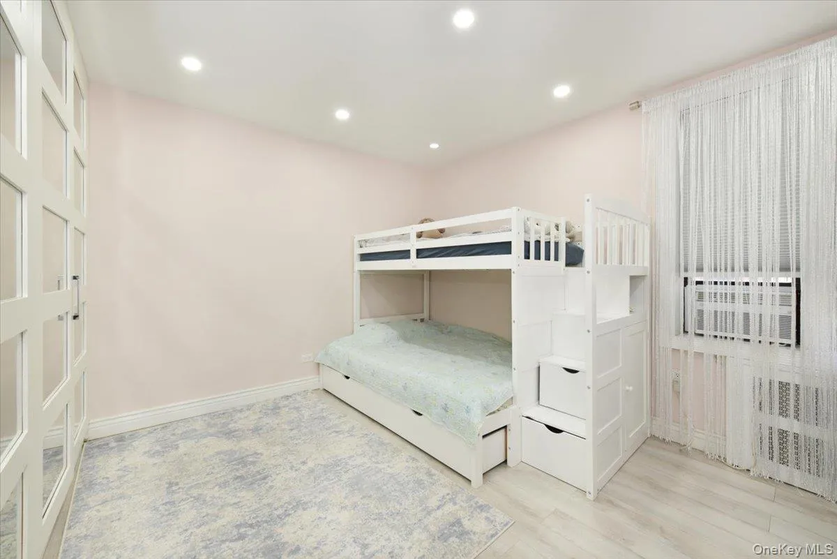 2680 19th Street, New York, NY, 2 Bedrooms Bedrooms, 4 Rooms Rooms,1 BathroomBathrooms,Residential,For Rent,19th,0,1020883 2680 19th Street, New York, NY, 2 Bedrooms Bedrooms, 4 Rooms Rooms,1 BathroomBathrooms,Residential,For Rent,19th,0,1020883