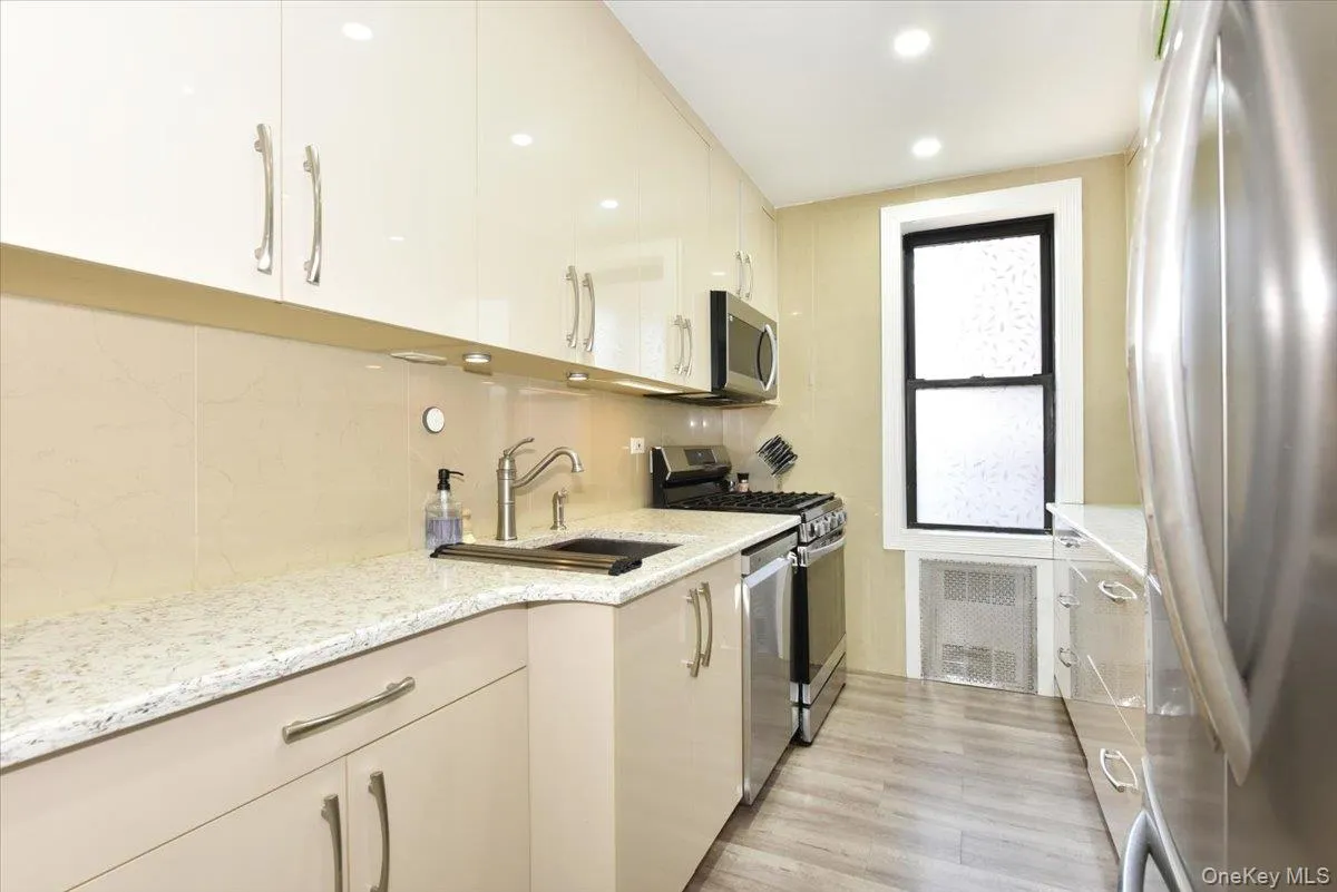 2680 19th Street, New York, NY, 2 Bedrooms Bedrooms, 4 Rooms Rooms,1 BathroomBathrooms,Residential,For Rent,19th,0,1020883 2680 19th Street, New York, NY, 2 Bedrooms Bedrooms, 4 Rooms Rooms,1 BathroomBathrooms,Residential,For Rent,19th,0,1020883