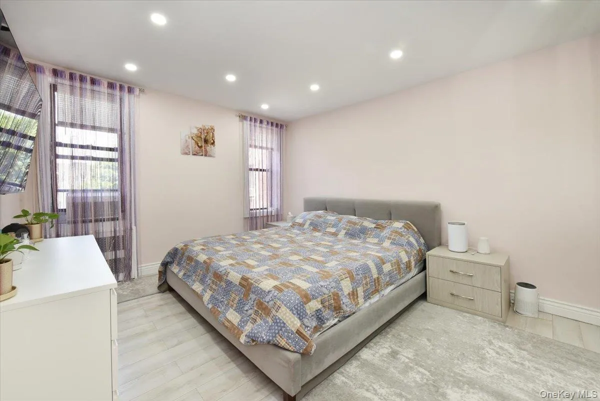 2680 19th Street, New York, NY, 2 Bedrooms Bedrooms, 4 Rooms Rooms,1 BathroomBathrooms,Residential,For Rent,19th,0,1020883 2680 19th Street, New York, NY, 2 Bedrooms Bedrooms, 4 Rooms Rooms,1 BathroomBathrooms,Residential,For Rent,19th,0,1020883