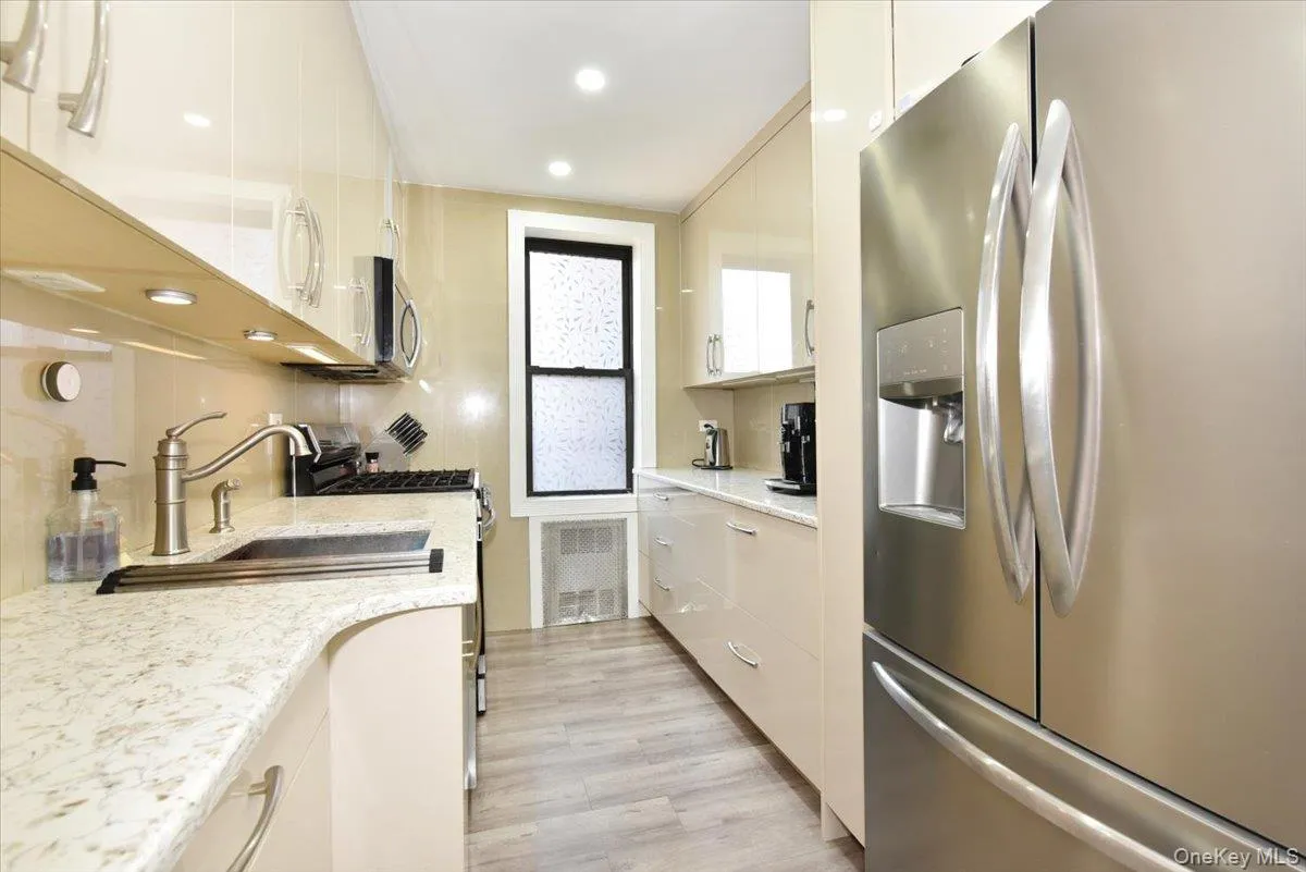 2680 19th Street, New York, NY, 2 Bedrooms Bedrooms, 4 Rooms Rooms,1 BathroomBathrooms,Residential,For Rent,19th,0,1020883 2680 19th Street, New York, NY, 2 Bedrooms Bedrooms, 4 Rooms Rooms,1 BathroomBathrooms,Residential,For Rent,19th,0,1020883