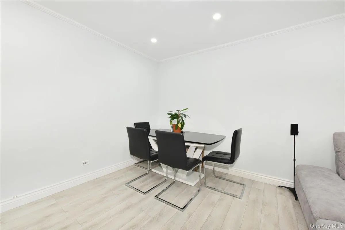 2680 19th Street, New York, NY, 2 Bedrooms Bedrooms, 4 Rooms Rooms,1 BathroomBathrooms,Residential,For Rent,19th,0,1020883 2680 19th Street, New York, NY, 2 Bedrooms Bedrooms, 4 Rooms Rooms,1 BathroomBathrooms,Residential,For Rent,19th,0,1020883