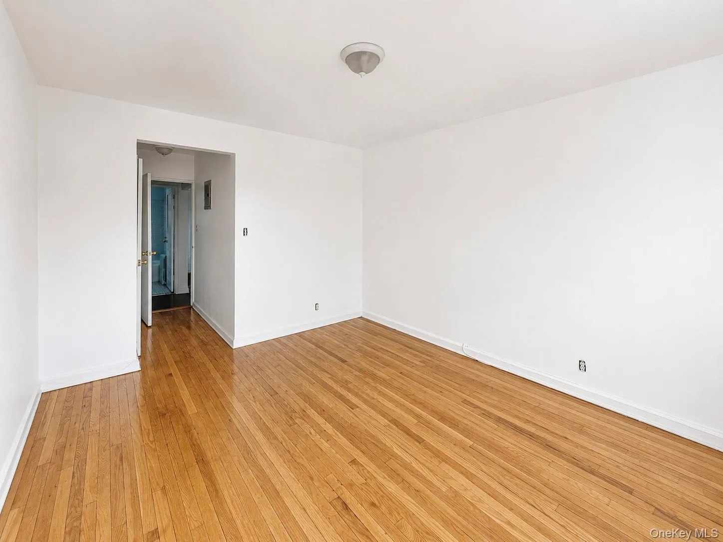 204-07 36th Avenue, New York, NY, 1 Bedroom Bedrooms, 4 Rooms Rooms,1 BathroomBathrooms,Residential,For Rent,36th,0,1020886 204-07 36th Avenue, New York, NY, 1 Bedroom Bedrooms, 4 Rooms Rooms,1 BathroomBathrooms,Residential,For Rent,36th,0,1020886