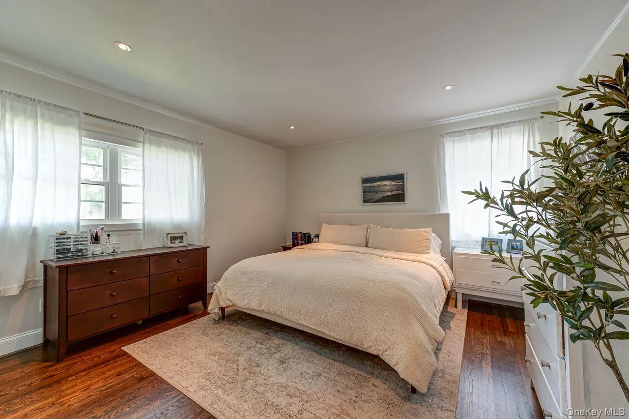 30 Harriet Lane, Huntington, NY, 4 Bedrooms Bedrooms, 8 Rooms Rooms,2 BathroomsBathrooms,Residential,For Rent,Harriet,0,1020889 30 Harriet Lane, Huntington, NY, 4 Bedrooms Bedrooms, 8 Rooms Rooms,2 BathroomsBathrooms,Residential,For Rent,Harriet,0,1020889