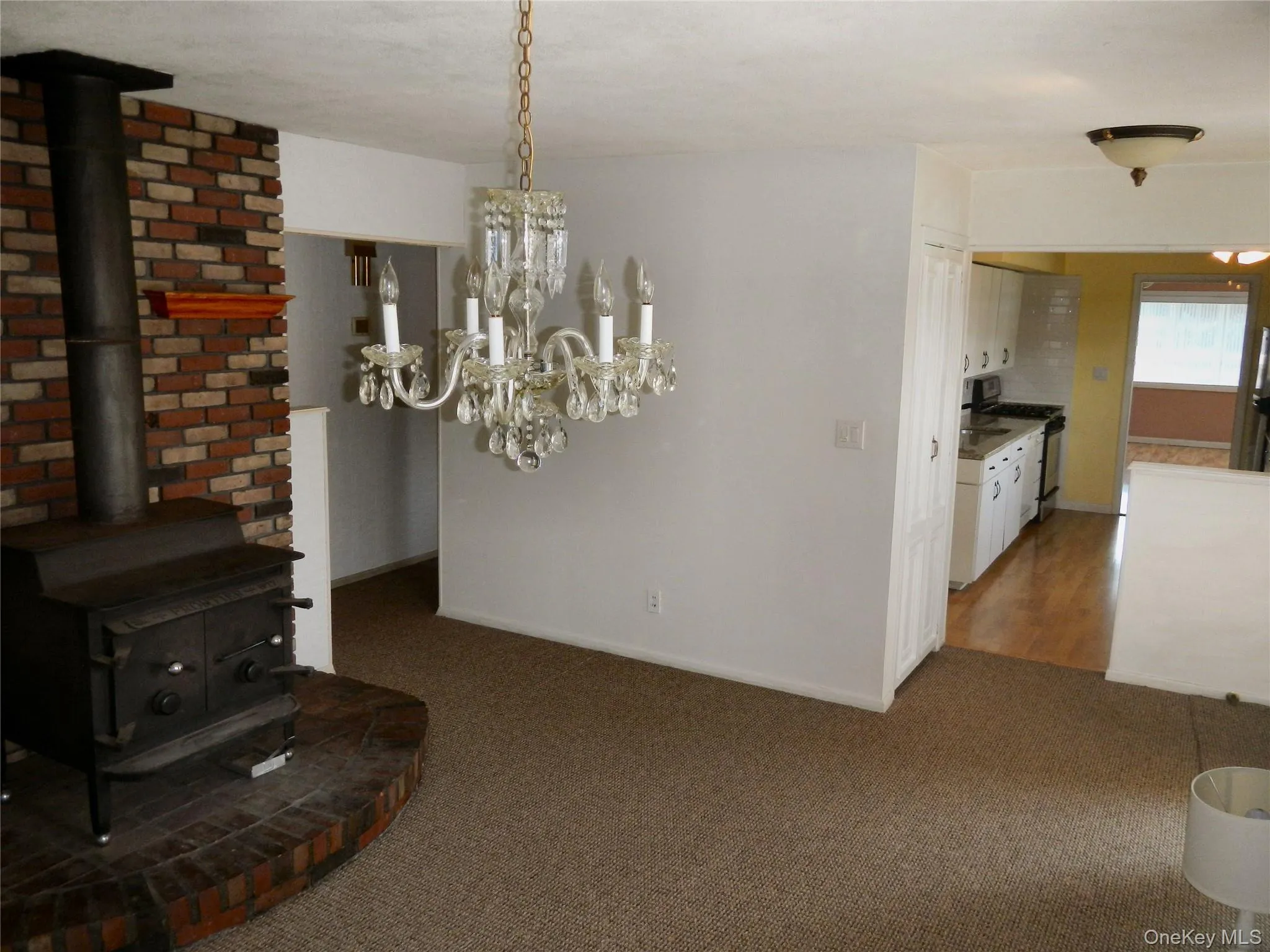 Living room or dining room Living room or dining room