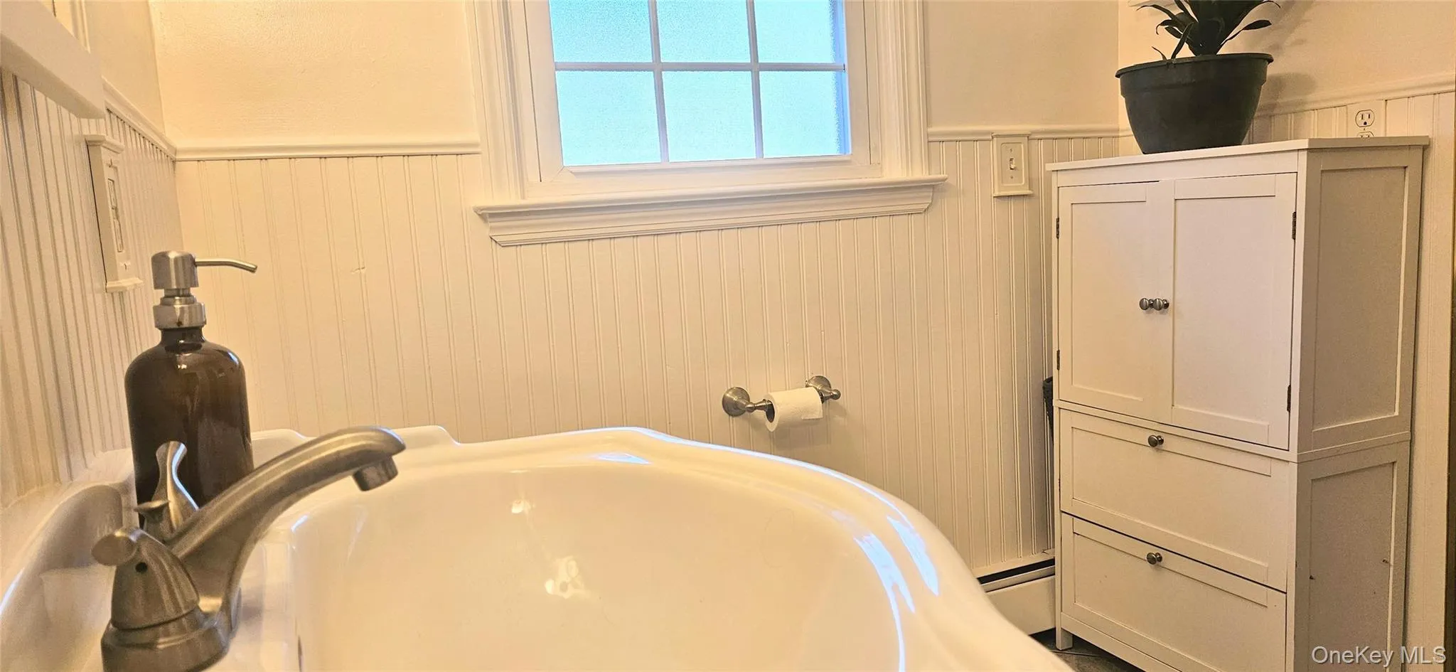 26 Reservoir Road, Lloyd, New York 12528, 3 Bedrooms Bedrooms, 9 Rooms Rooms,2 BathroomsBathrooms,Residential,For Rent,Reservoir,0,1020902 26 Reservoir Road, Lloyd, New York 12528, 3 Bedrooms Bedrooms, 9 Rooms Rooms,2 BathroomsBathrooms,Residential,For Rent,Reservoir,0,1020902