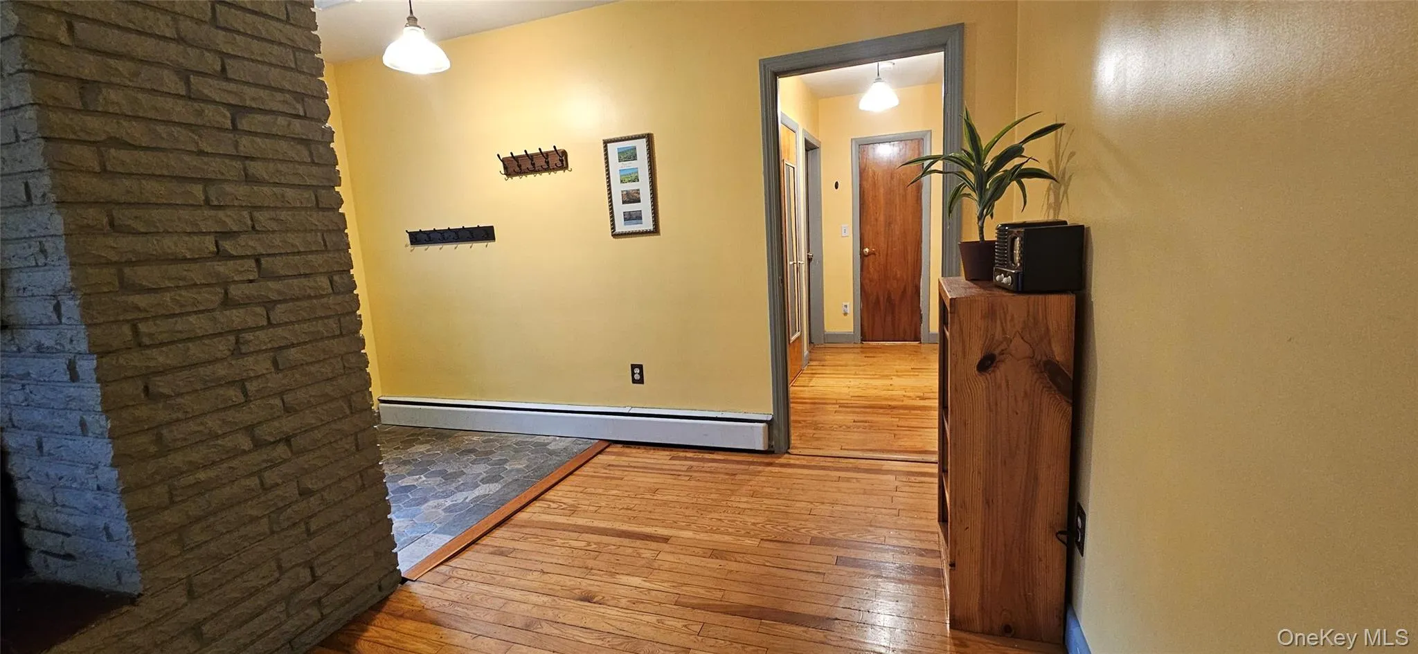 26 Reservoir Road, Lloyd, New York 12528, 3 Bedrooms Bedrooms, 9 Rooms Rooms,2 BathroomsBathrooms,Residential,For Rent,Reservoir,0,1020902 26 Reservoir Road, Lloyd, New York 12528, 3 Bedrooms Bedrooms, 9 Rooms Rooms,2 BathroomsBathrooms,Residential,For Rent,Reservoir,0,1020902