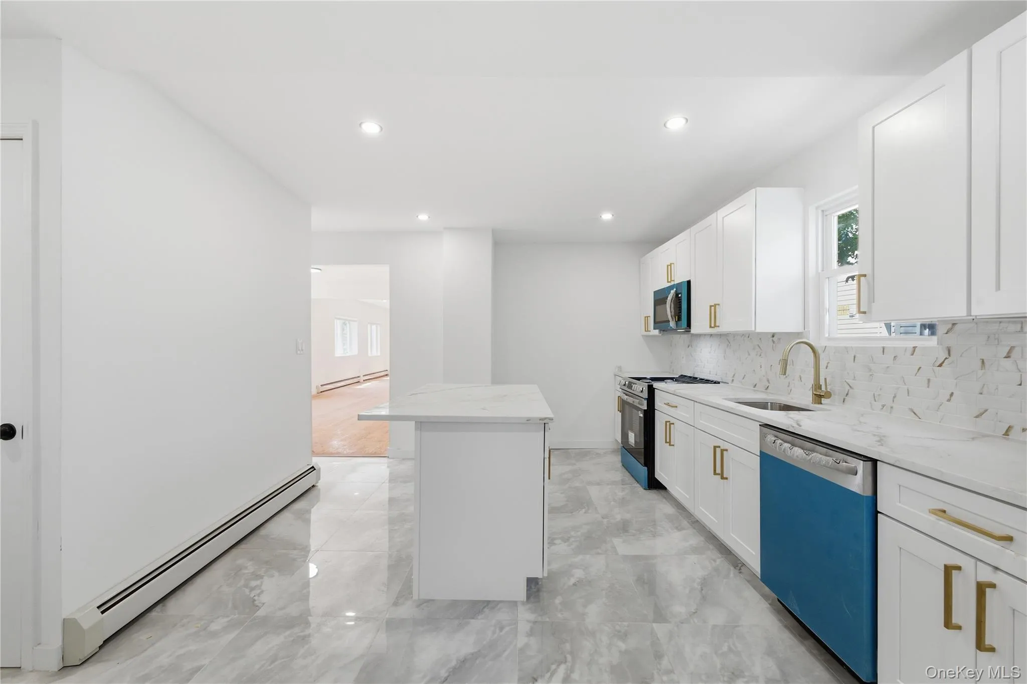 153-20 119th Road, New York, NY, 4 Bedrooms Bedrooms, 10 Rooms Rooms,4 BathroomsBathrooms,Residential,For Rent,119th,0,1020904 153-20 119th Road, New York, NY, 4 Bedrooms Bedrooms, 10 Rooms Rooms,4 BathroomsBathrooms,Residential,For Rent,119th,0,1020904