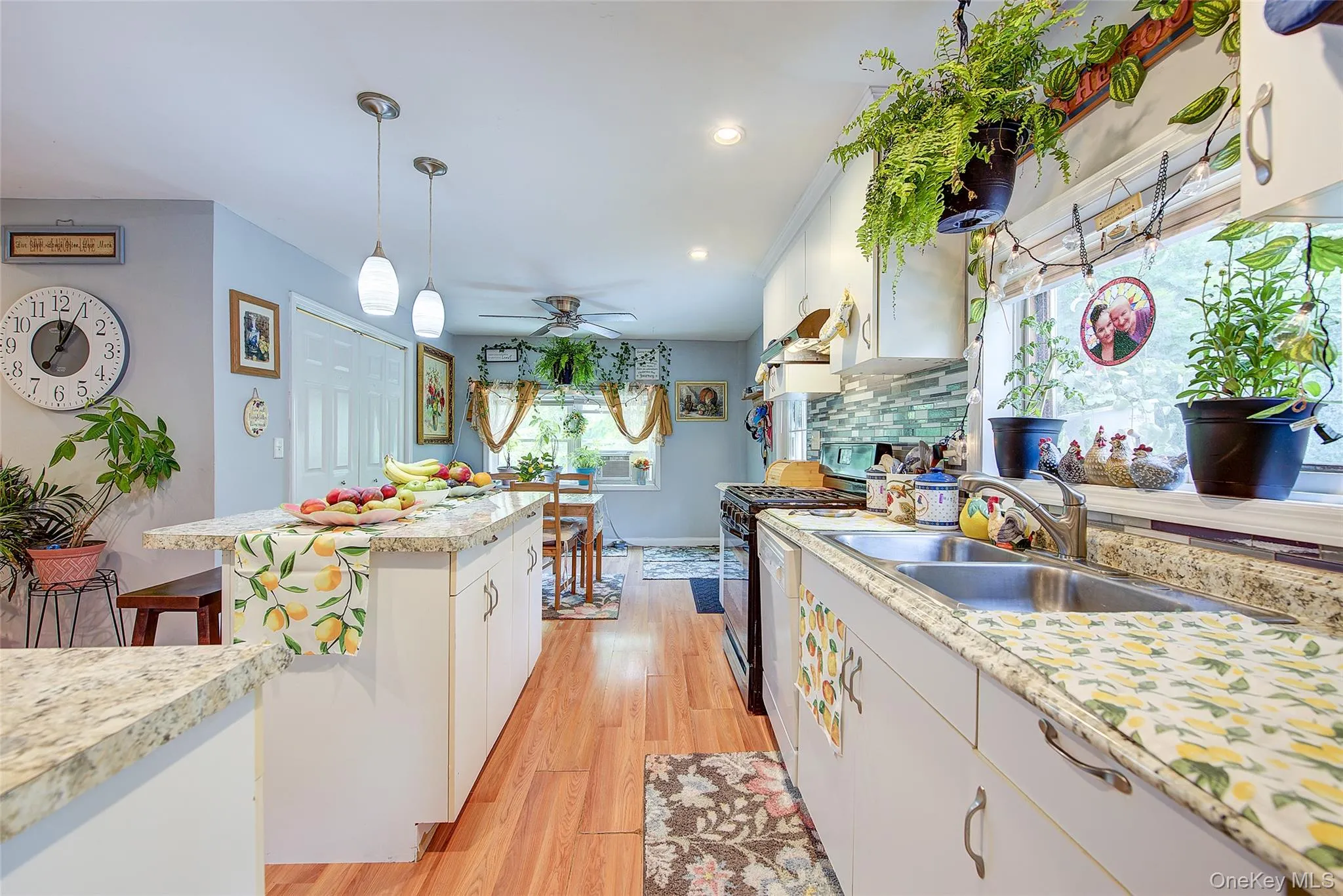 8 Carl Place, Cornwall, NY, 3 Bedrooms Bedrooms, 6 Rooms Rooms,1 BathroomBathrooms,Residential Lease,For Rent,Carl,0,1020916 8 Carl Place, Cornwall, NY, 3 Bedrooms Bedrooms, 6 Rooms Rooms,1 BathroomBathrooms,Residential Lease,For Rent,Carl,0,1020916