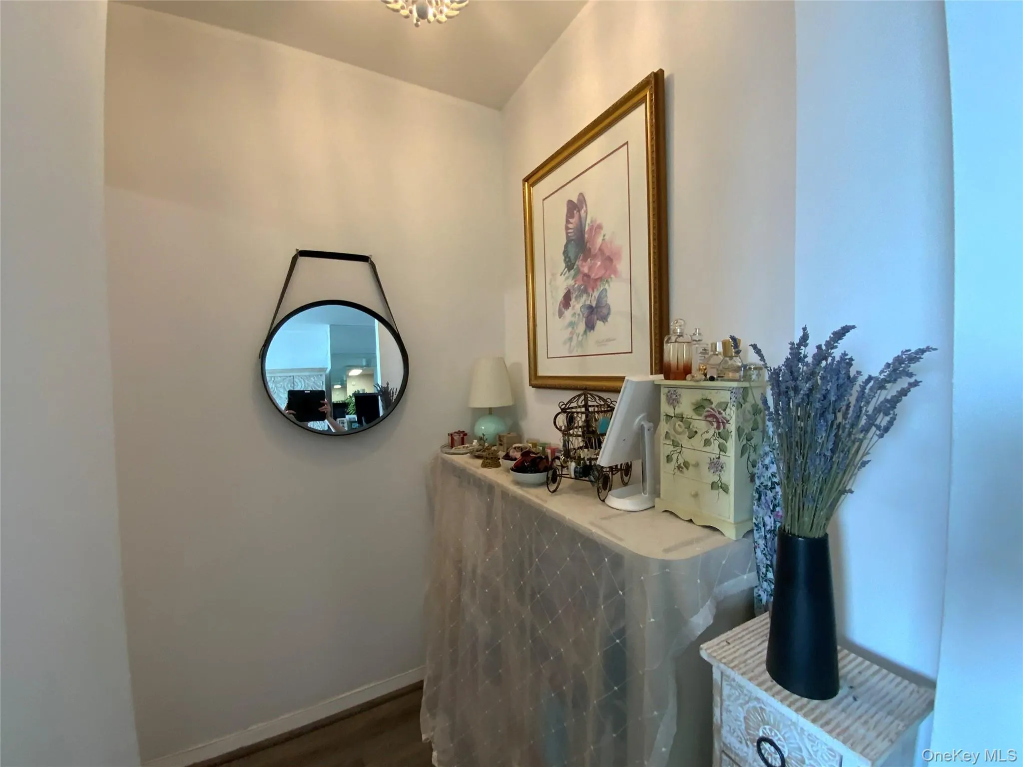 26910 Grand Central Parkway, New York, NY, 3 Rooms Rooms,1 BathroomBathrooms,Residential,For Rent,Grand Central,0,1020917 26910 Grand Central Parkway, New York, NY, 3 Rooms Rooms,1 BathroomBathrooms,Residential,For Rent,Grand Central,0,1020917