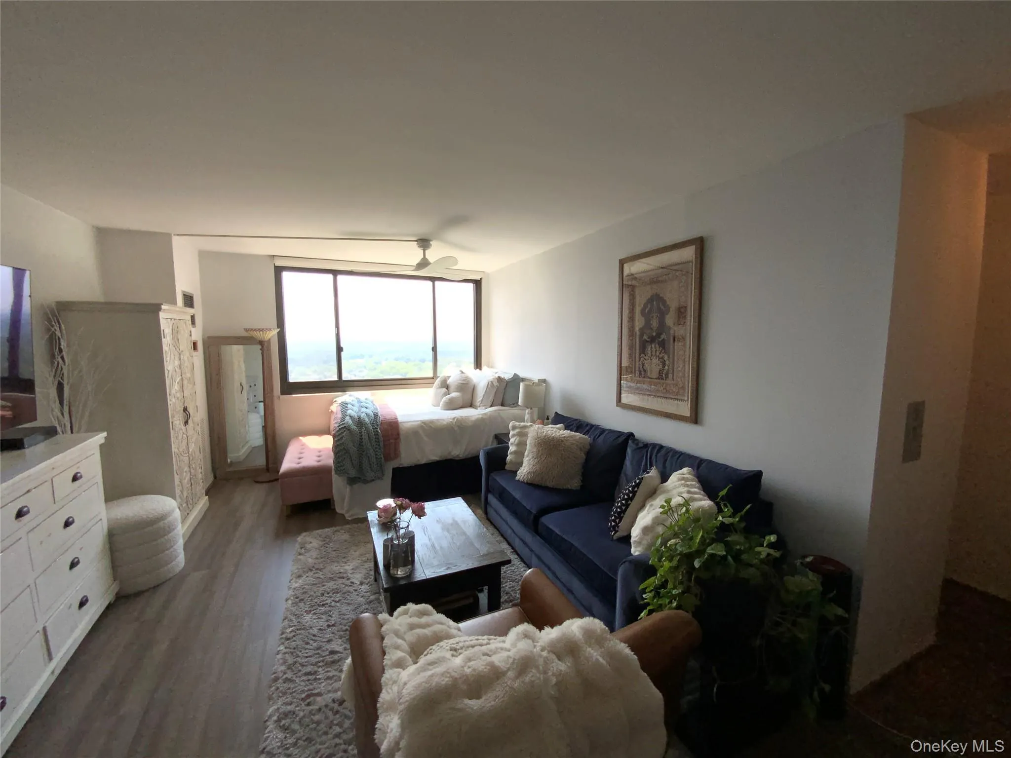 26910 Grand Central Parkway, New York, NY, 3 Rooms Rooms,1 BathroomBathrooms,Residential,For Rent,Grand Central,0,1020917 26910 Grand Central Parkway, New York, NY, 3 Rooms Rooms,1 BathroomBathrooms,Residential,For Rent,Grand Central,0,1020917