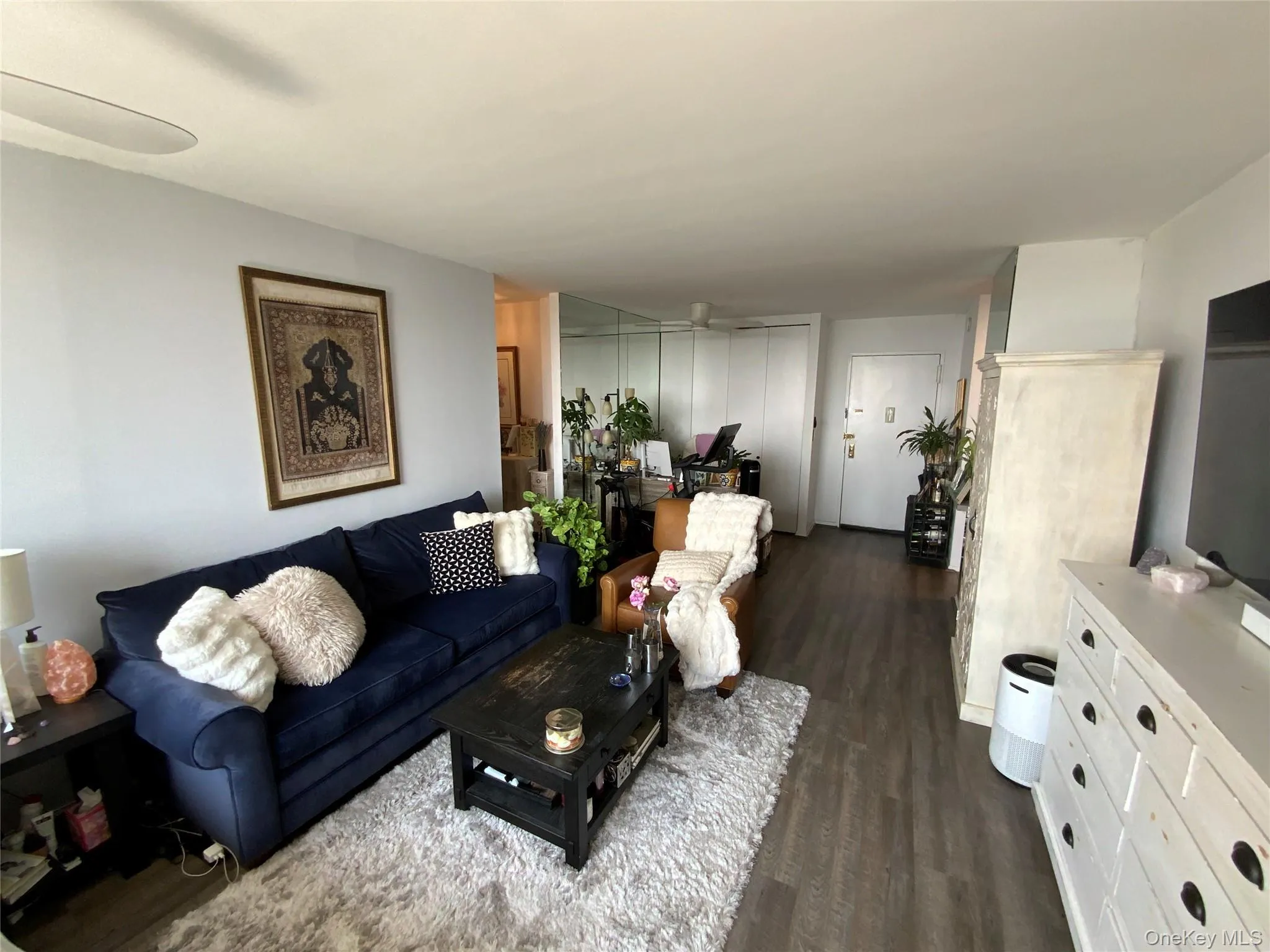 26910 Grand Central Parkway, New York, NY, 3 Rooms Rooms,1 BathroomBathrooms,Residential,For Rent,Grand Central,0,1020917 26910 Grand Central Parkway, New York, NY, 3 Rooms Rooms,1 BathroomBathrooms,Residential,For Rent,Grand Central,0,1020917