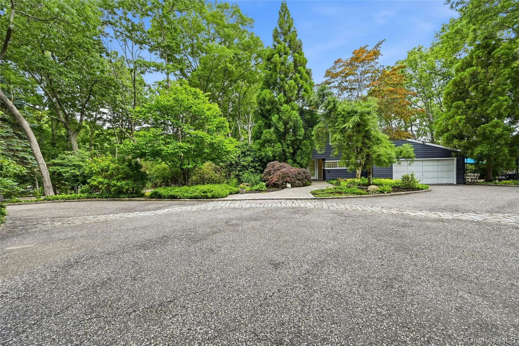 18 Nicole Court, Brookhaven, NY, 3 Bedrooms Bedrooms, 7 Rooms Rooms,2 BathroomsBathrooms,Residential,For Rent,Nicole,0,1020918 18 Nicole Court, Brookhaven, NY, 3 Bedrooms Bedrooms, 7 Rooms Rooms,2 BathroomsBathrooms,Residential,For Rent,Nicole,0,1020918
