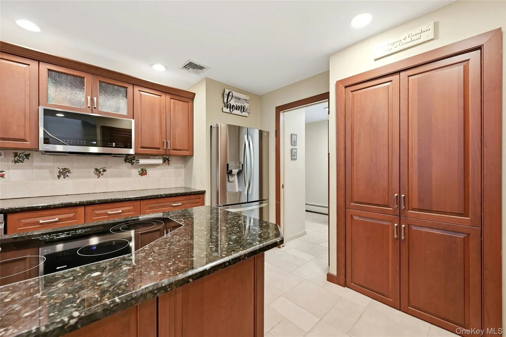 18 Nicole Court, Brookhaven, NY, 3 Bedrooms Bedrooms, 7 Rooms Rooms,2 BathroomsBathrooms,Residential,For Rent,Nicole,0,1020918 18 Nicole Court, Brookhaven, NY, 3 Bedrooms Bedrooms, 7 Rooms Rooms,2 BathroomsBathrooms,Residential,For Rent,Nicole,0,1020918