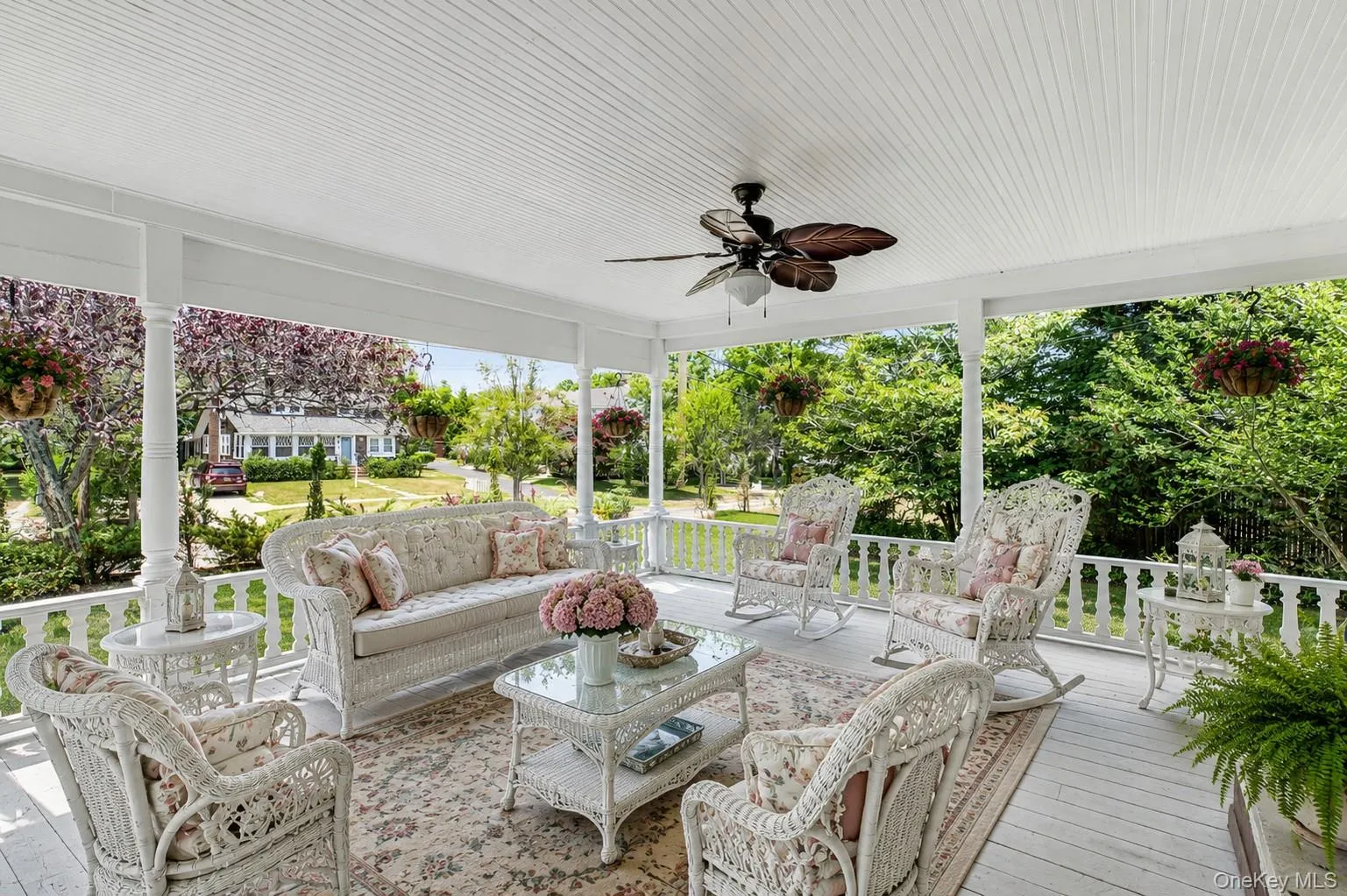 430 Montauk Highway, Brookhaven, NY, 5 Bedrooms Bedrooms, 11 Rooms Rooms,3 BathroomsBathrooms,Residential,For Rent,Montauk,0,1020923 430 Montauk Highway, Brookhaven, NY, 5 Bedrooms Bedrooms, 11 Rooms Rooms,3 BathroomsBathrooms,Residential,For Rent,Montauk,0,1020923