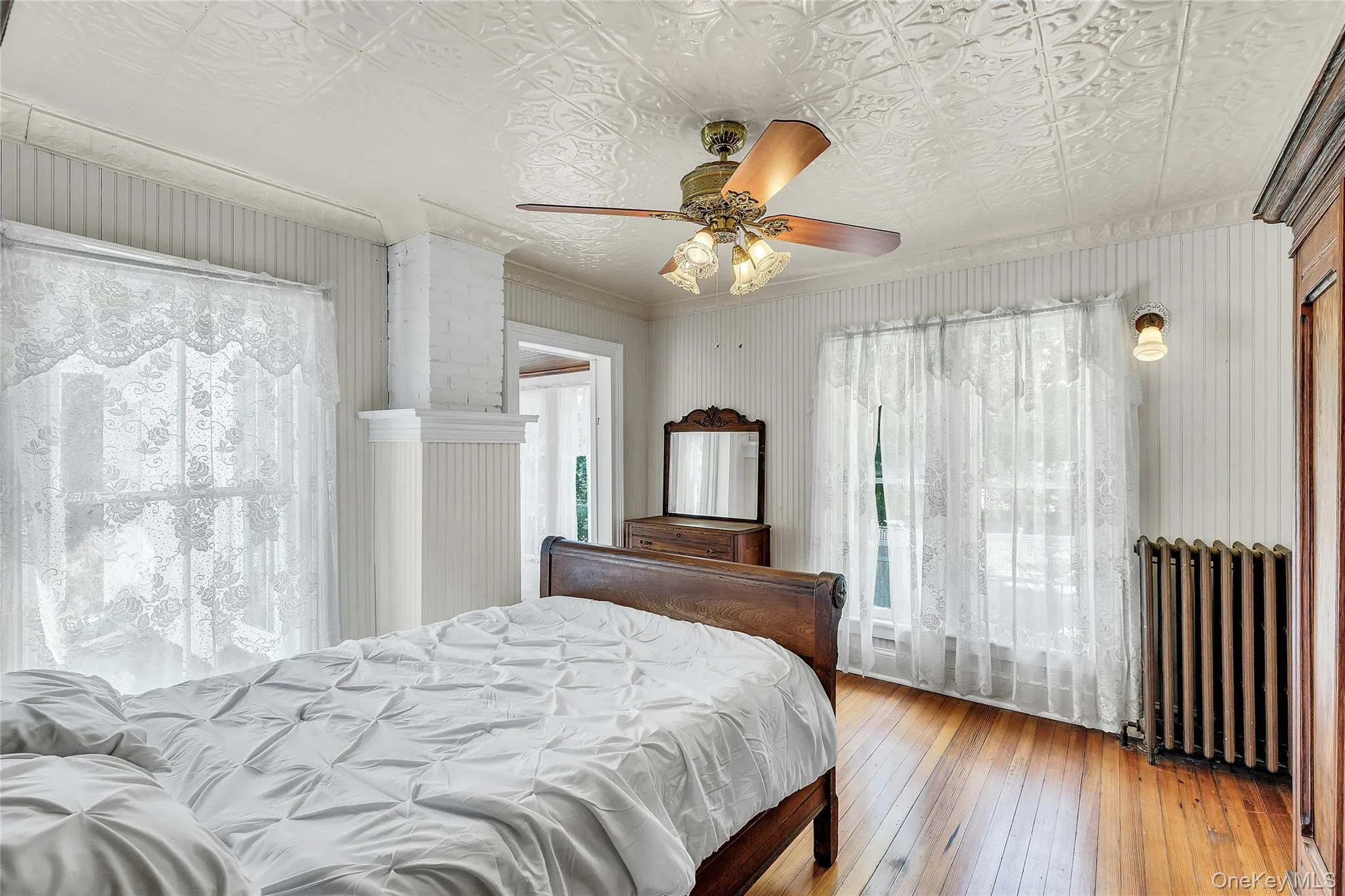 430 Montauk Highway, Brookhaven, NY, 5 Bedrooms Bedrooms, 11 Rooms Rooms,3 BathroomsBathrooms,Residential,For Rent,Montauk,0,1020923 430 Montauk Highway, Brookhaven, NY, 5 Bedrooms Bedrooms, 11 Rooms Rooms,3 BathroomsBathrooms,Residential,For Rent,Montauk,0,1020923