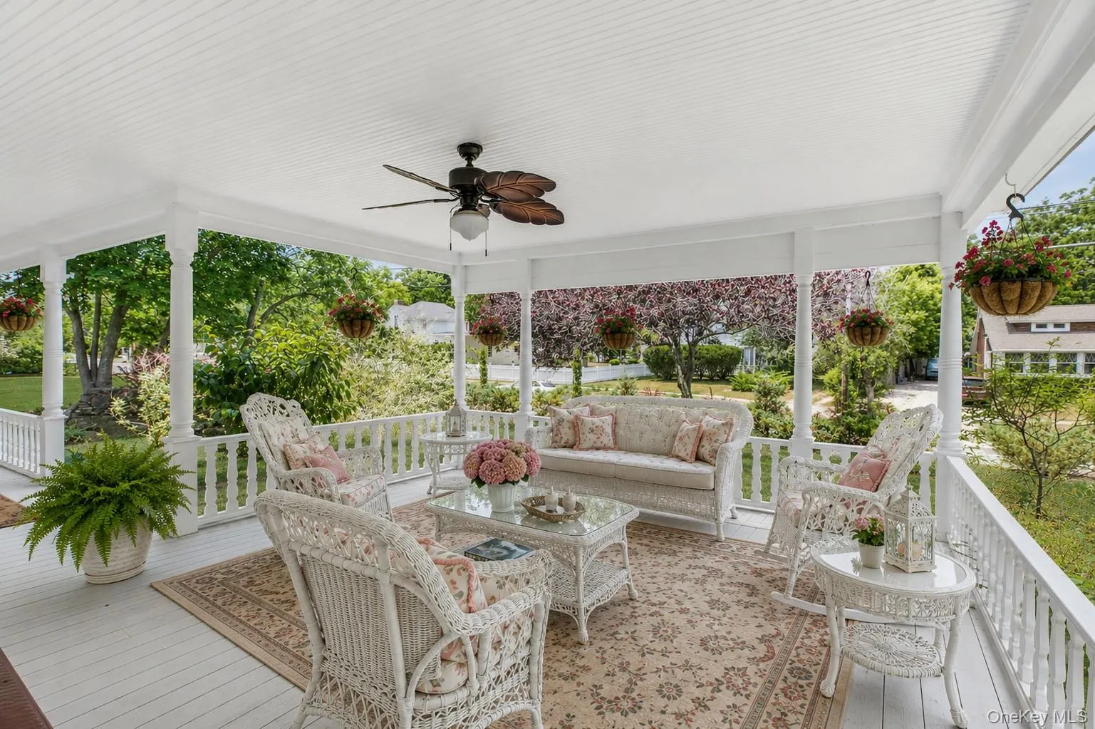 430 Montauk Highway, Brookhaven, NY, 5 Bedrooms Bedrooms, 11 Rooms Rooms,3 BathroomsBathrooms,Residential,For Rent,Montauk,0,1020923 430 Montauk Highway, Brookhaven, NY, 5 Bedrooms Bedrooms, 11 Rooms Rooms,3 BathroomsBathrooms,Residential,For Rent,Montauk,0,1020923