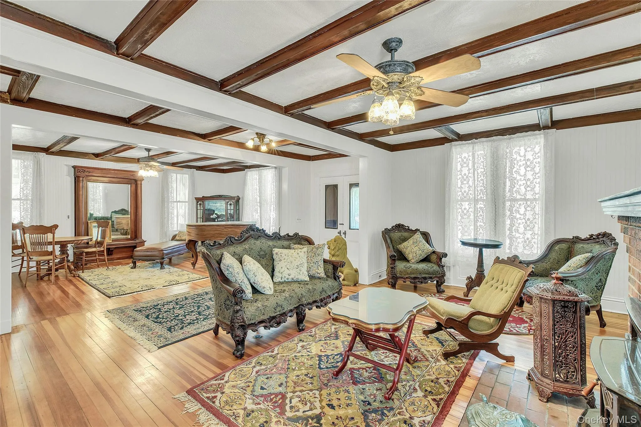 430 Montauk Highway, Brookhaven, NY, 5 Bedrooms Bedrooms, 11 Rooms Rooms,3 BathroomsBathrooms,Residential,For Rent,Montauk,0,1020923 430 Montauk Highway, Brookhaven, NY, 5 Bedrooms Bedrooms, 11 Rooms Rooms,3 BathroomsBathrooms,Residential,For Rent,Montauk,0,1020923